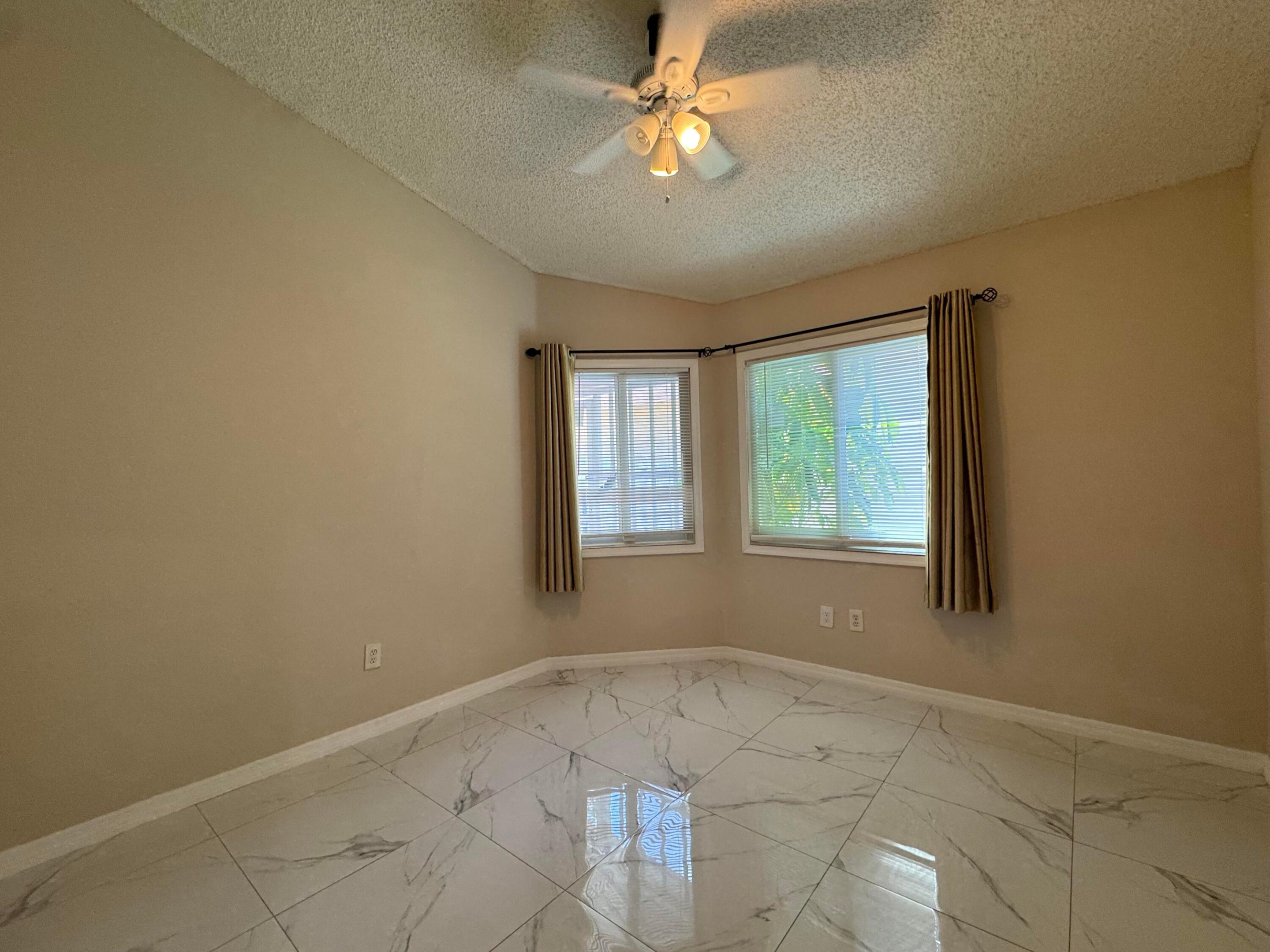 1038 W Jasmine, North Lauderdale FL 33068