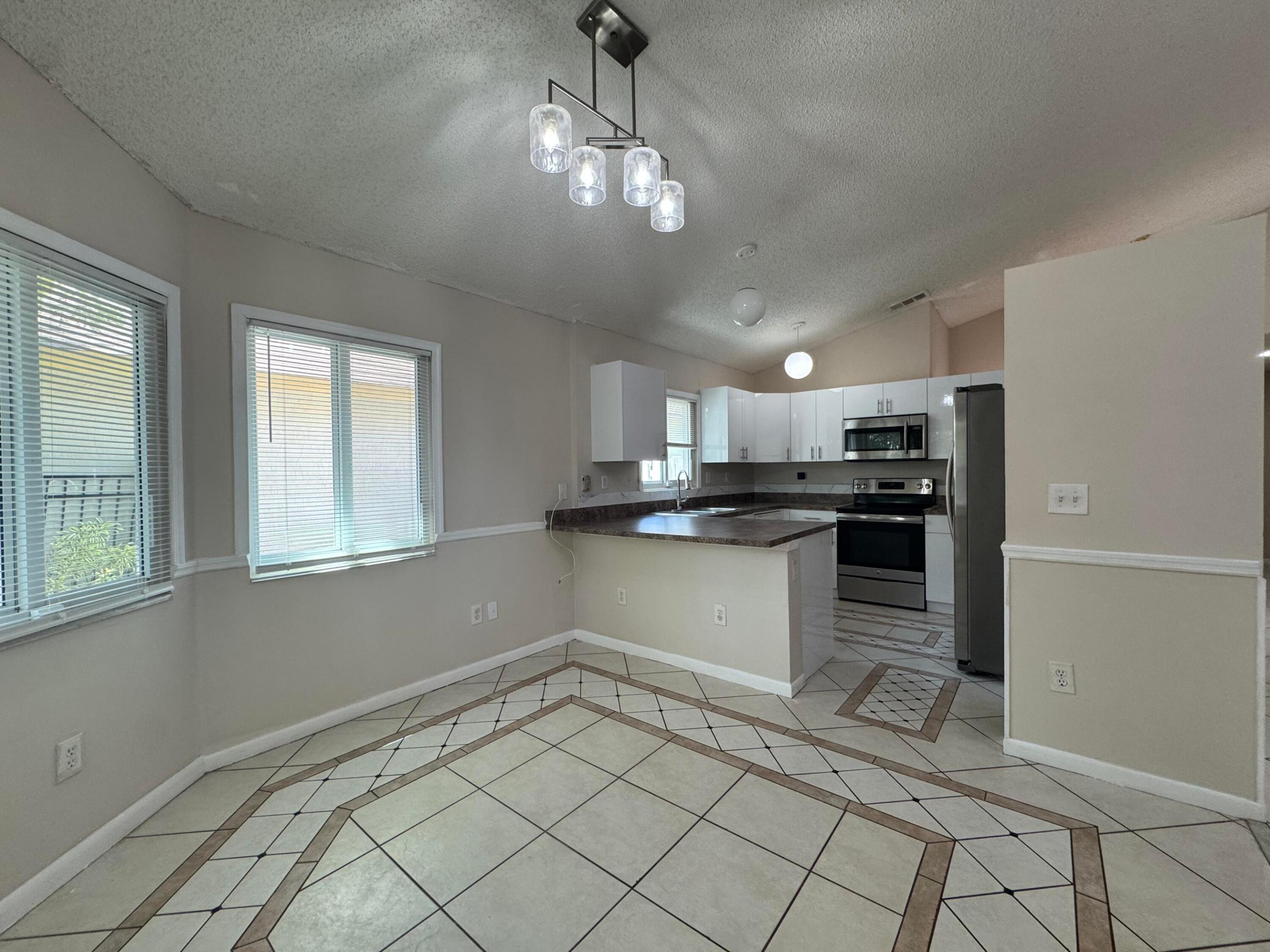 1038 W Jasmine, North Lauderdale FL 33068