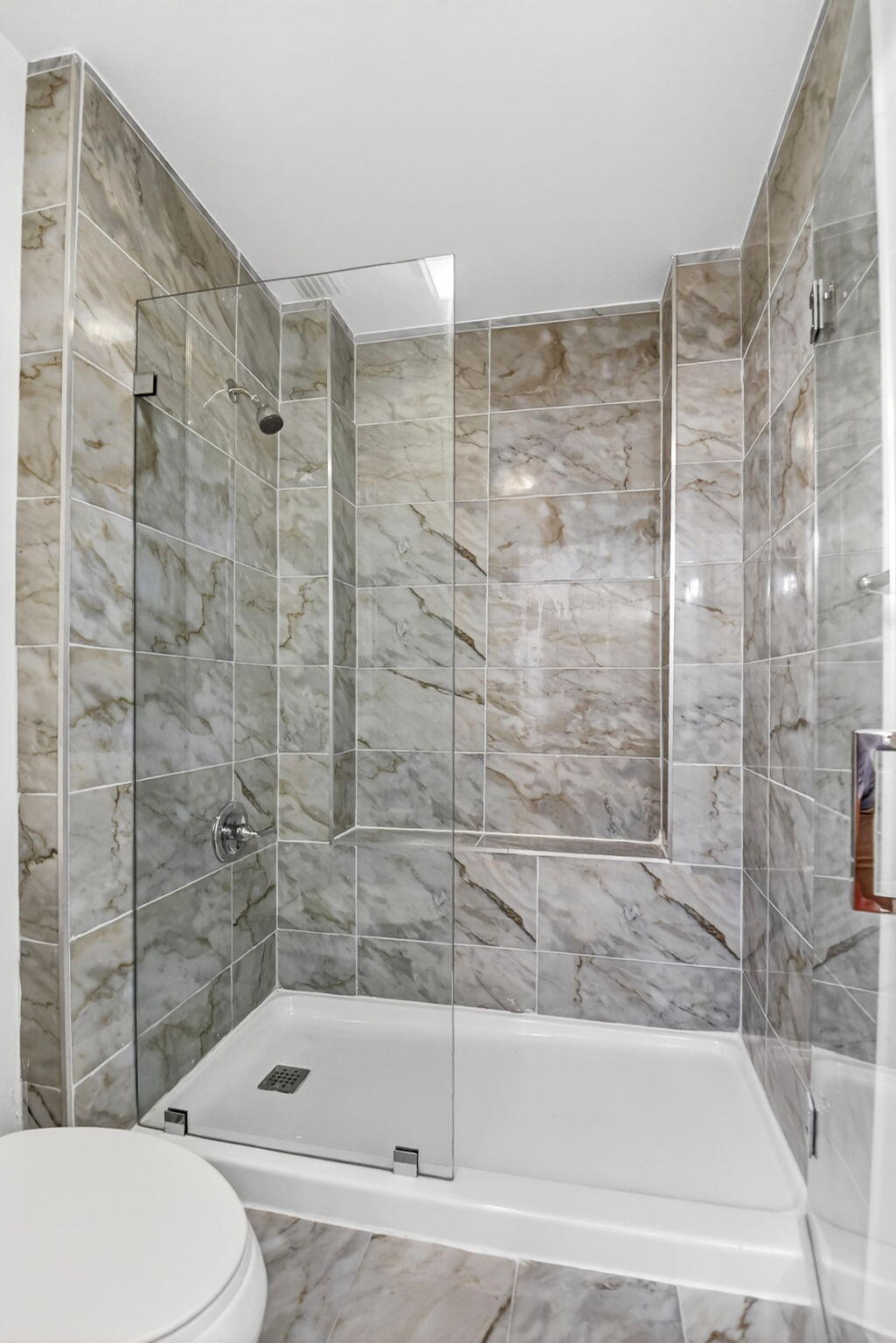 8111 Northboro #11b, Lake Clarke Shores FL 33406