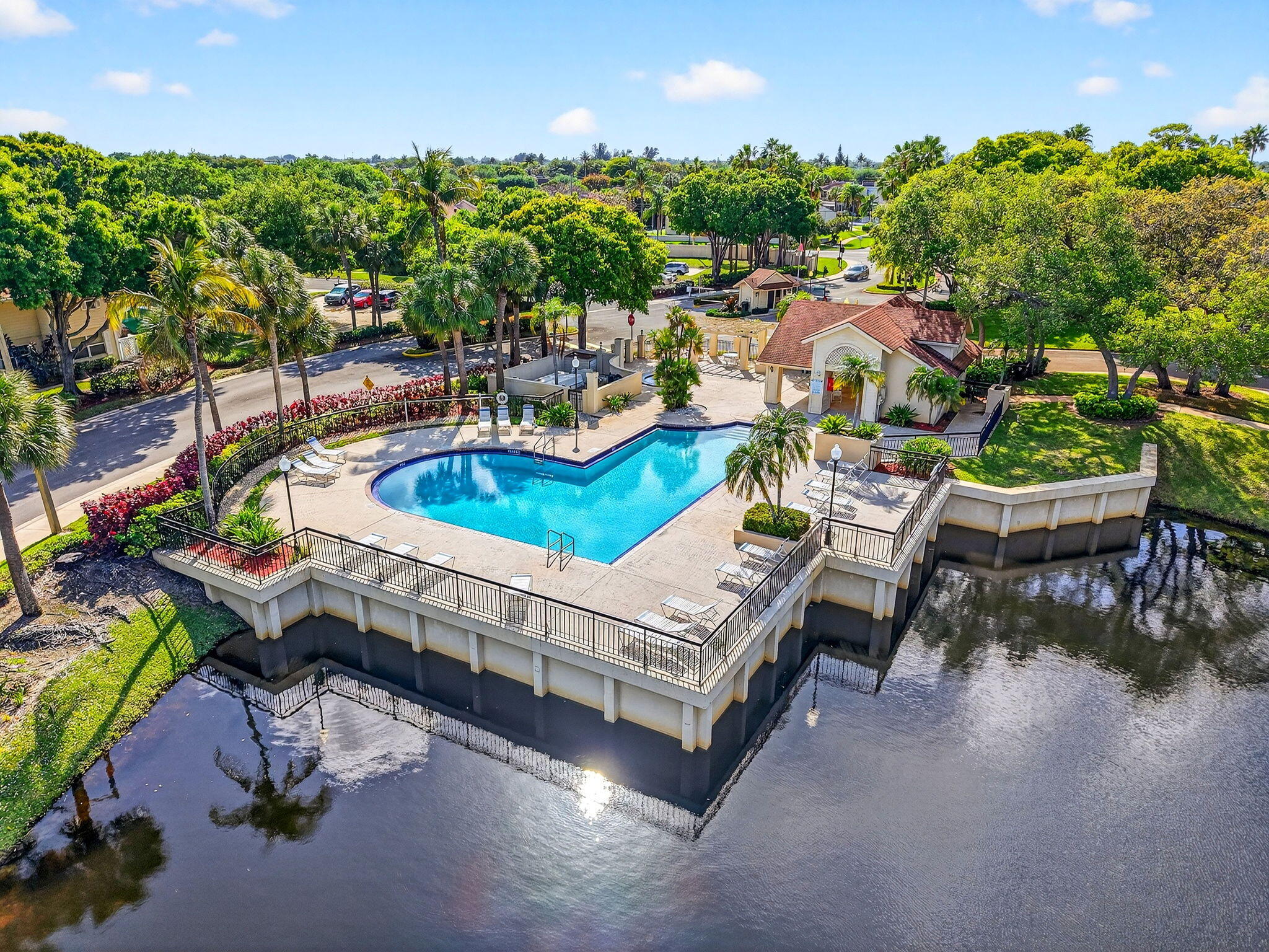 8111 Northboro #11b, Lake Clarke Shores FL 33406