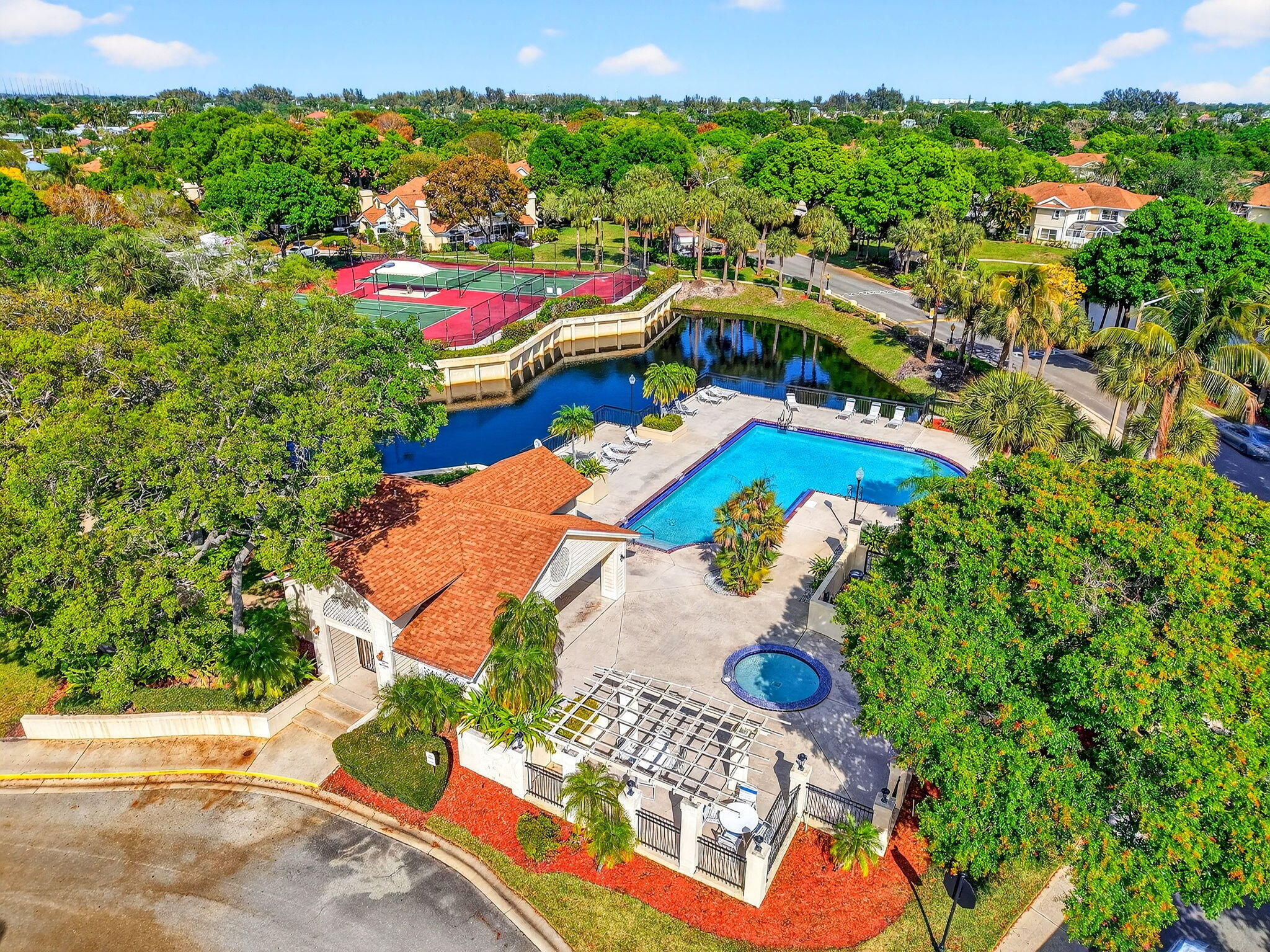 8111 Northboro #11b, Lake Clarke Shores FL 33406
