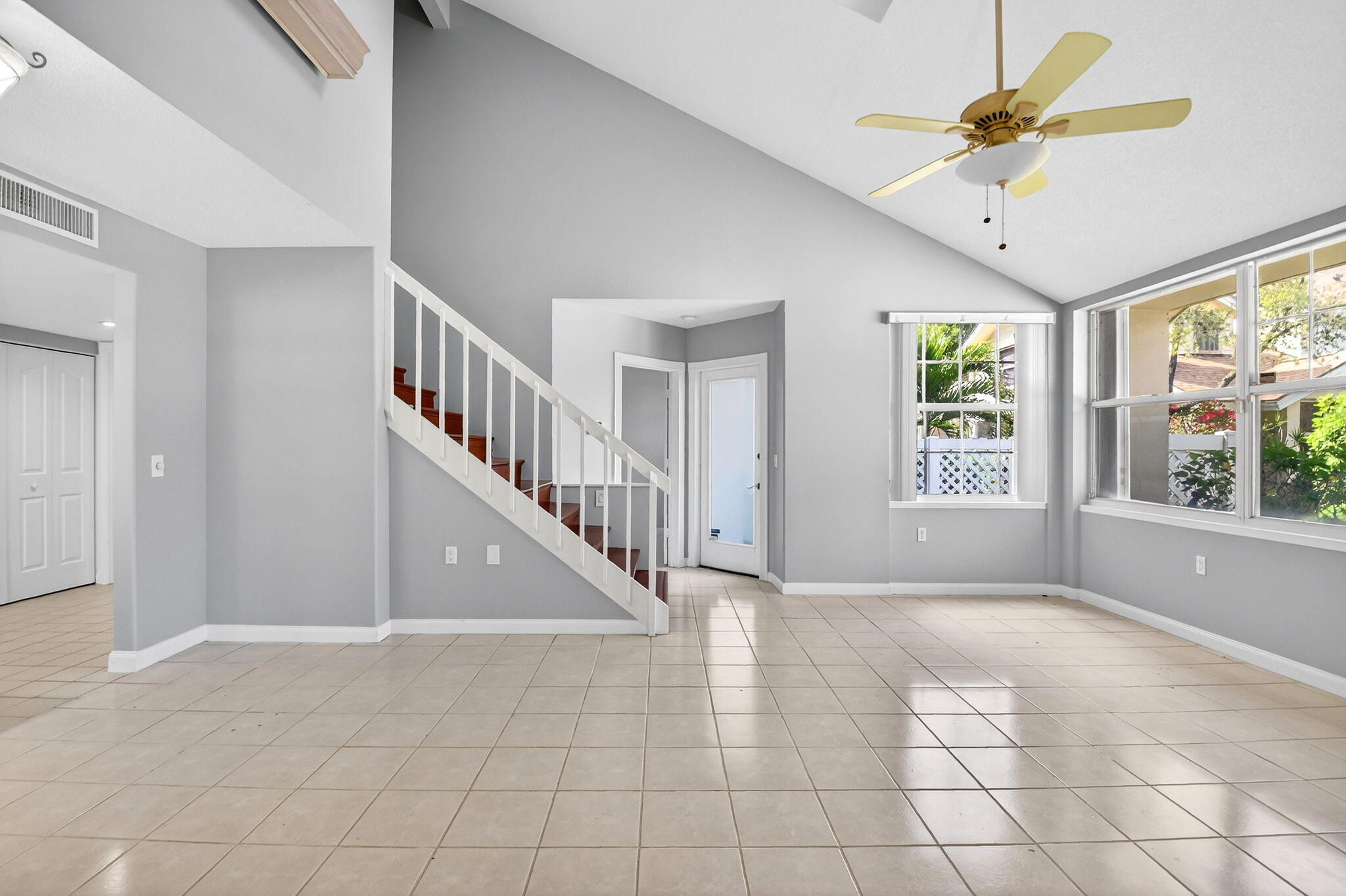 8111 Northboro #11b, Lake Clarke Shores FL 33406