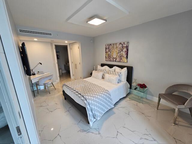 120 SE 5th, Boca Raton FL 33432