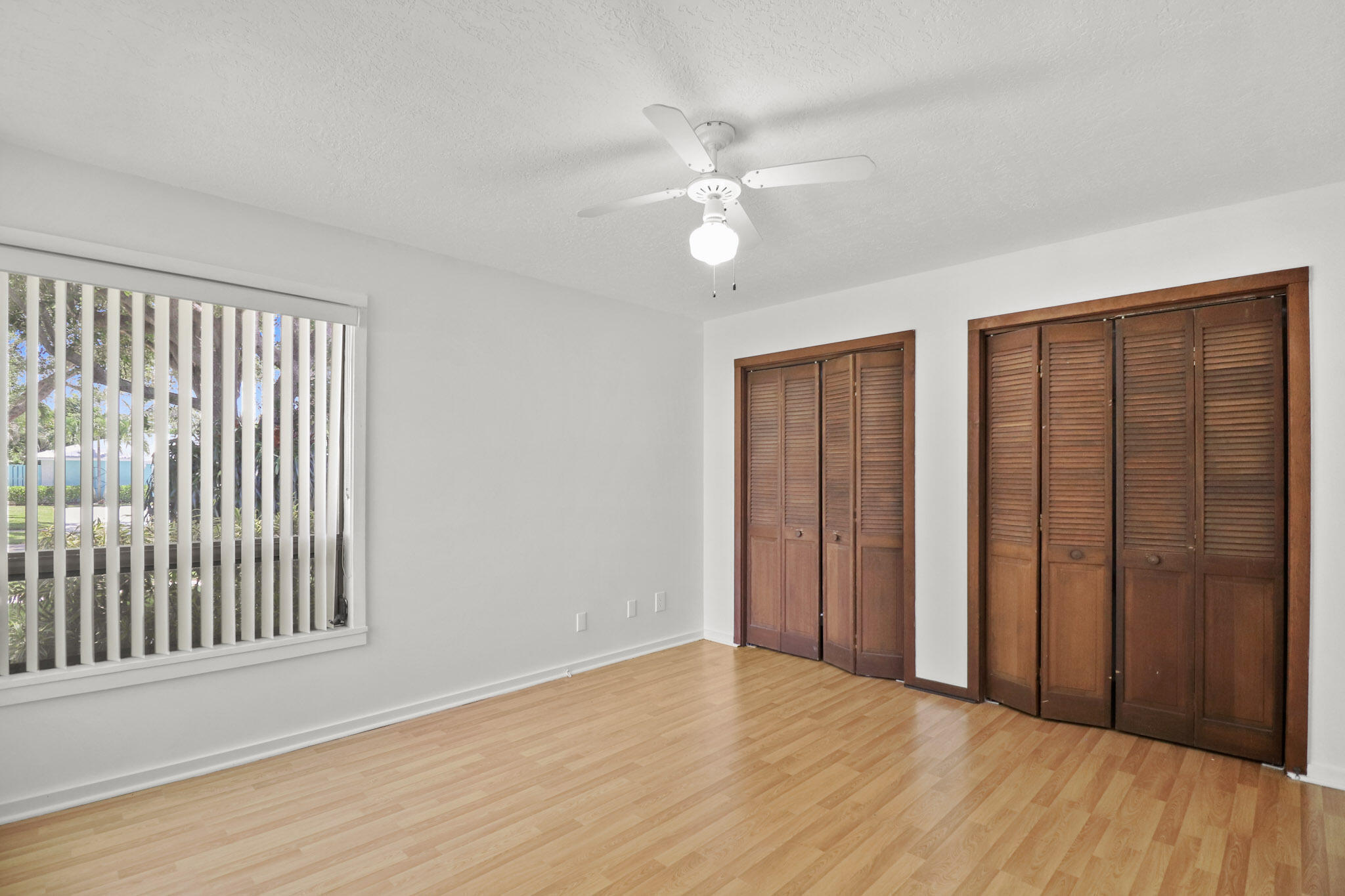 65 W Pinehill Trl, Tequesta FL 33469