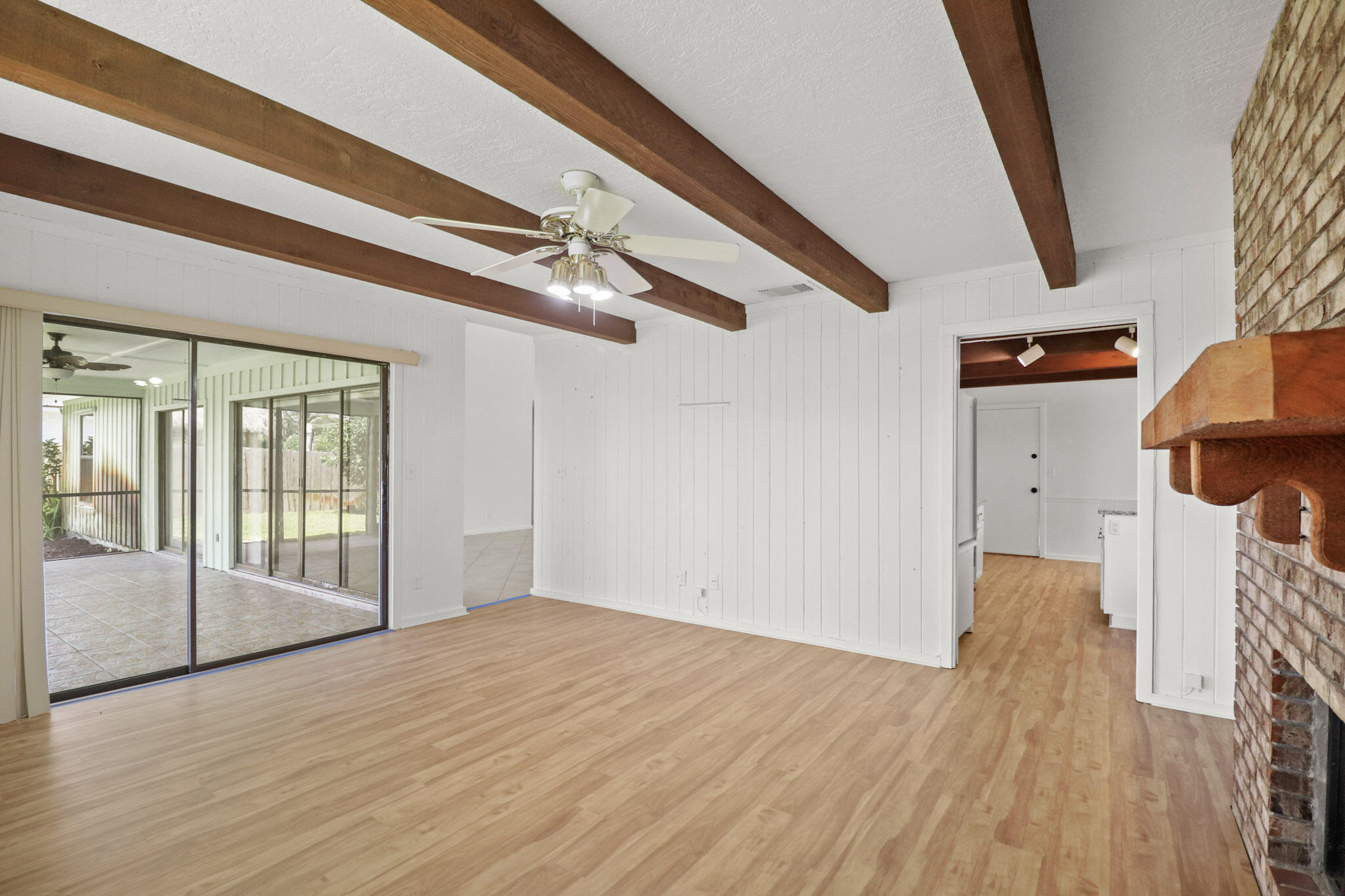 65 W Pinehill Trl, Tequesta FL 33469