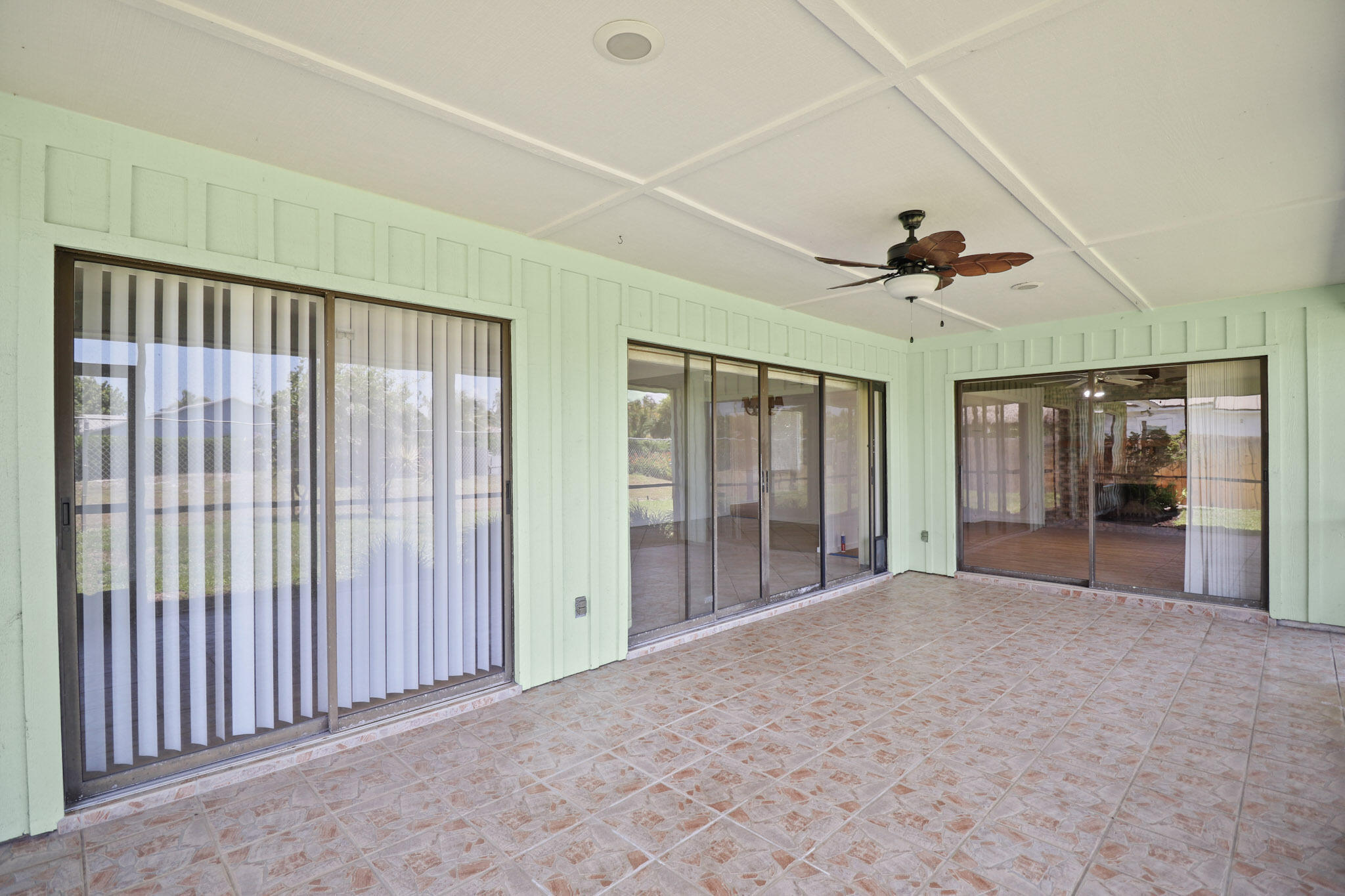 65 W Pinehill Trl, Tequesta FL 33469