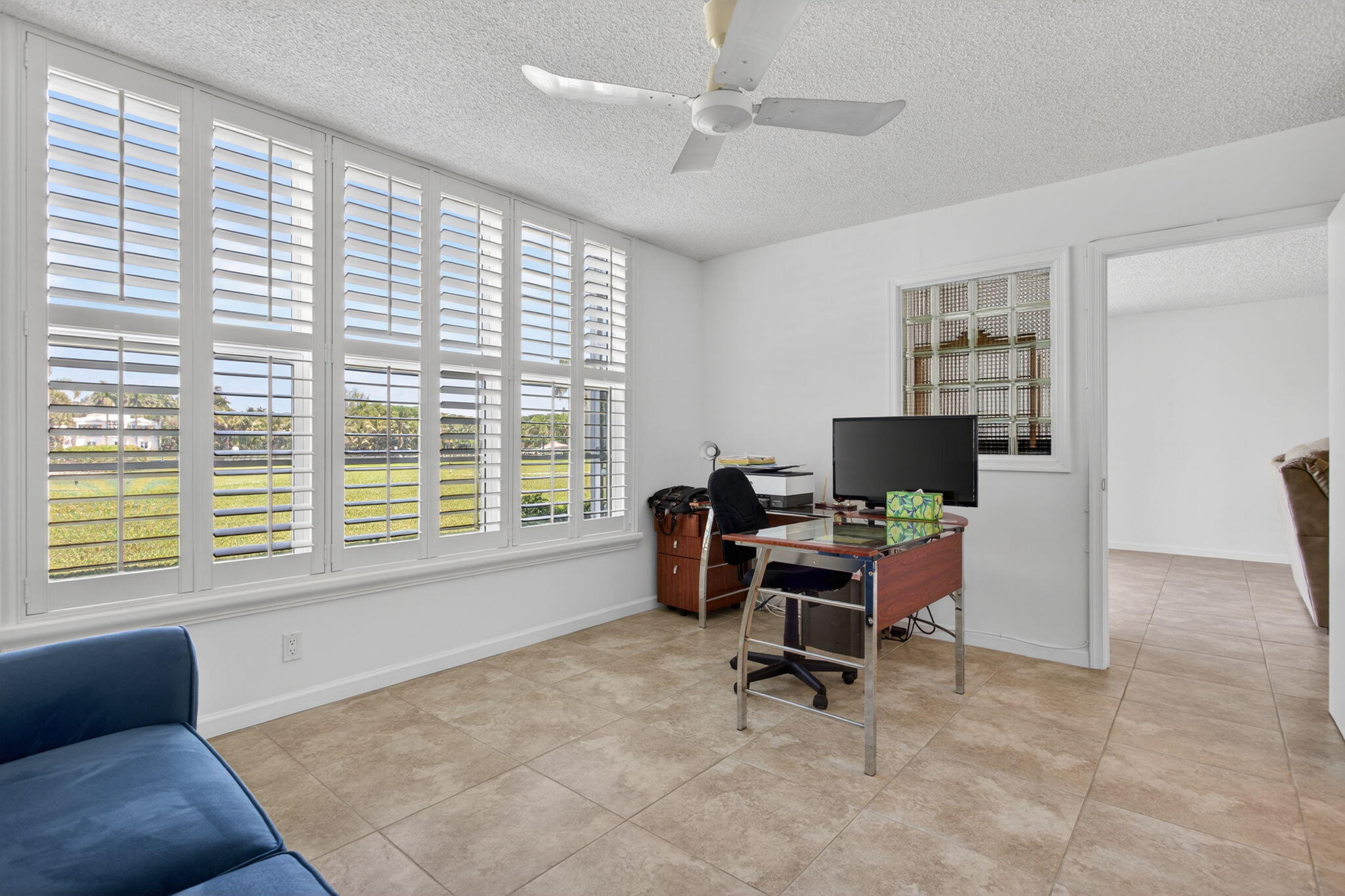 3150 NE 48th #104, Lighthouse Point FL 33064