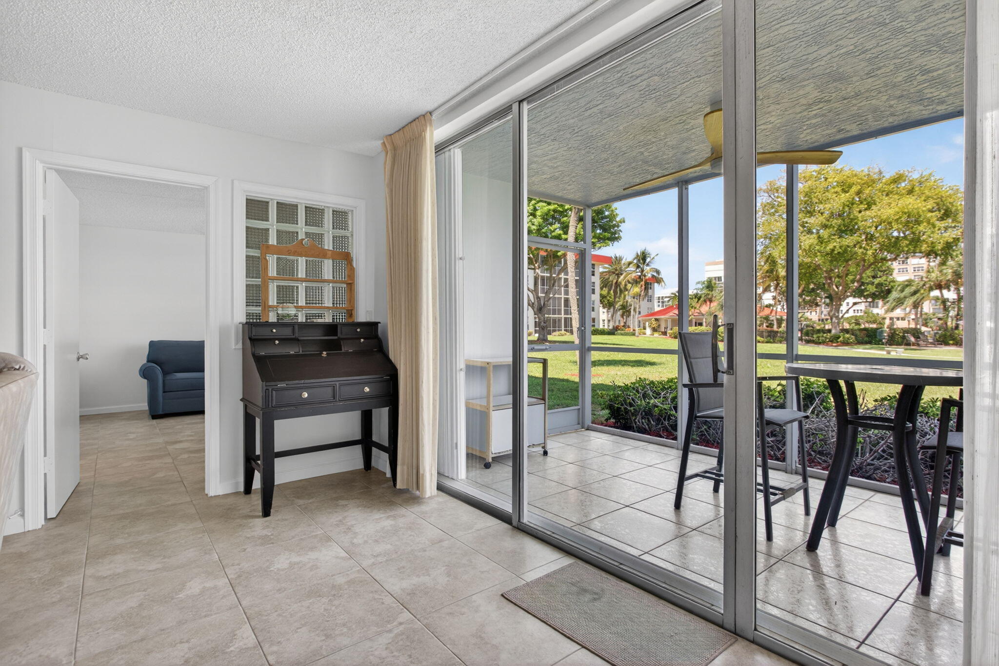 3150 NE 48th #104, Lighthouse Point FL 33064