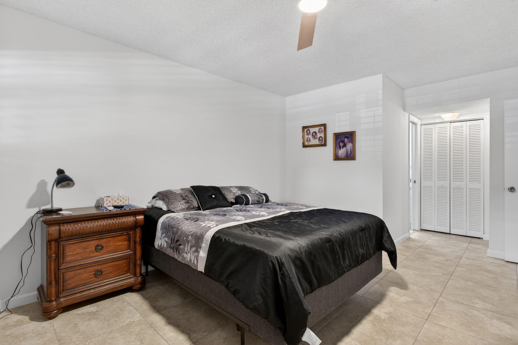 3150 NE 48th #104, Lighthouse Point FL 33064