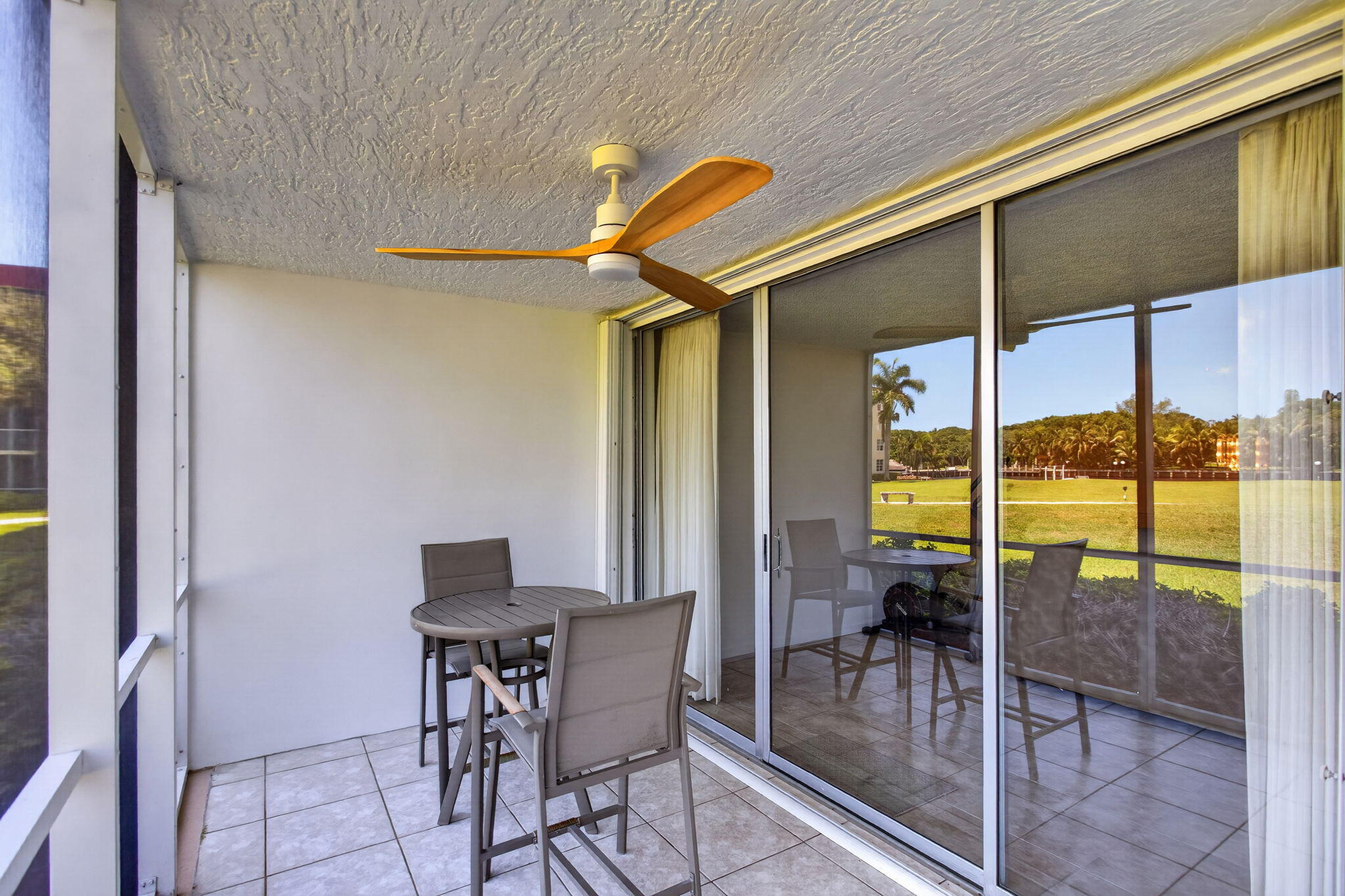 3150 NE 48th #104, Lighthouse Point FL 33064