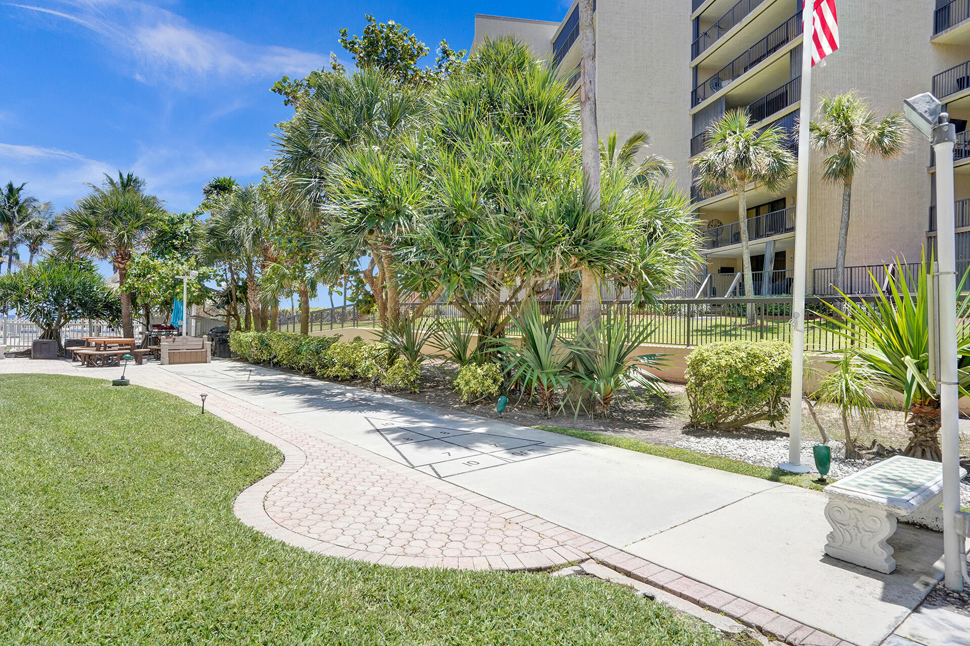 1169 Hillsboro #203, Hillsboro Beach FL 33062