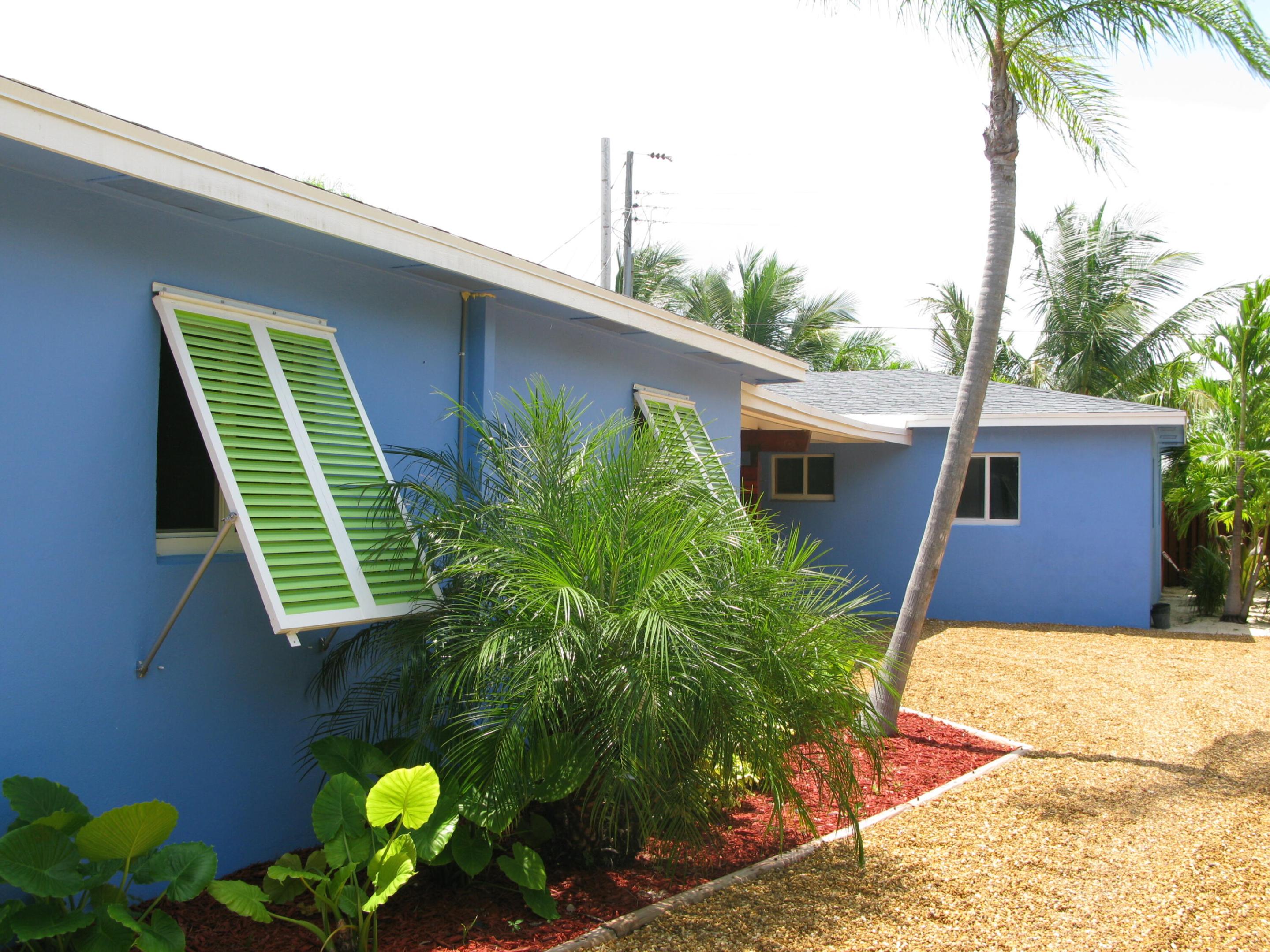 13767 Oleander #E, Juno Beach FL 33408