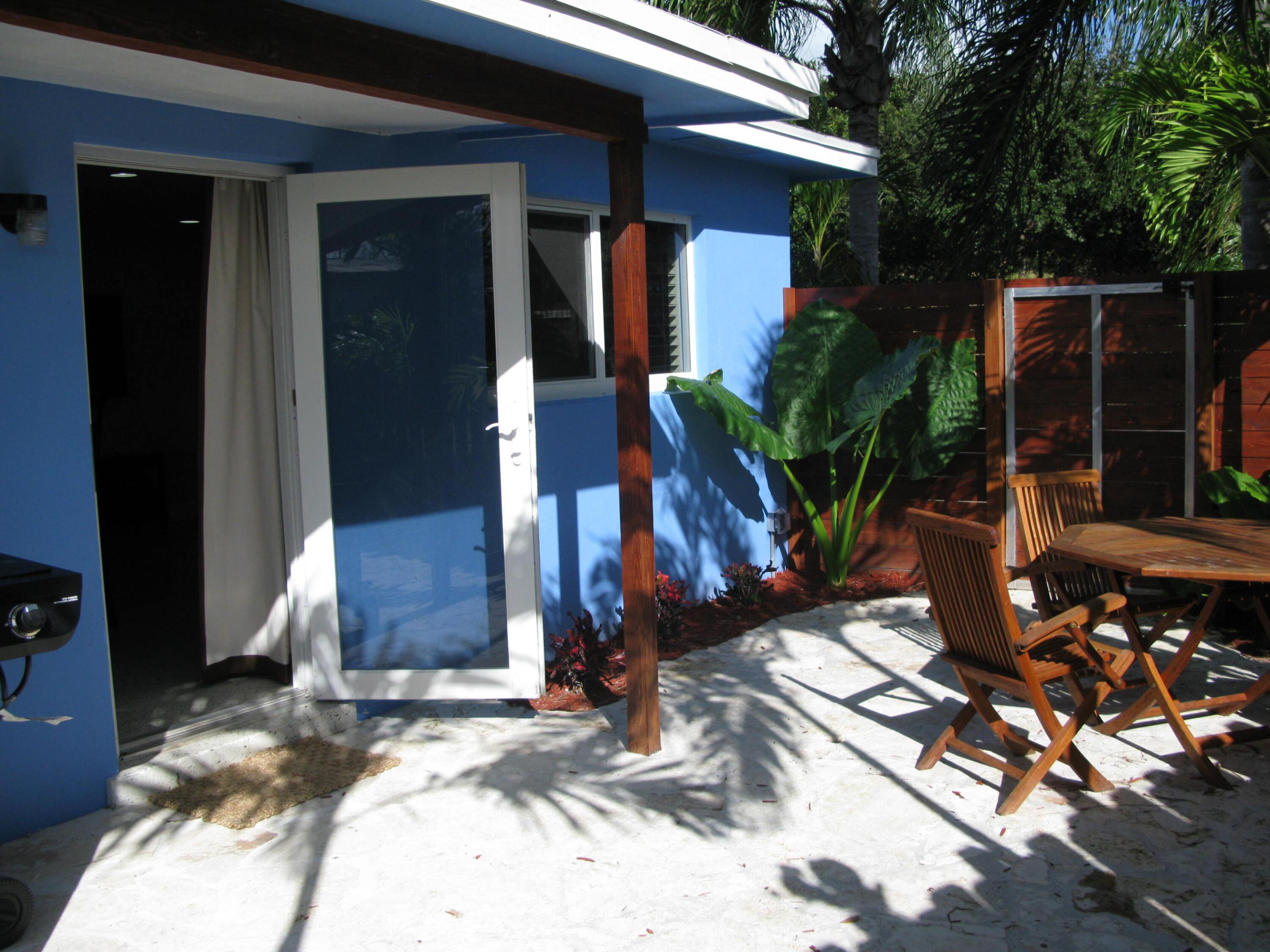 13767 Oleander #E, Juno Beach FL 33408