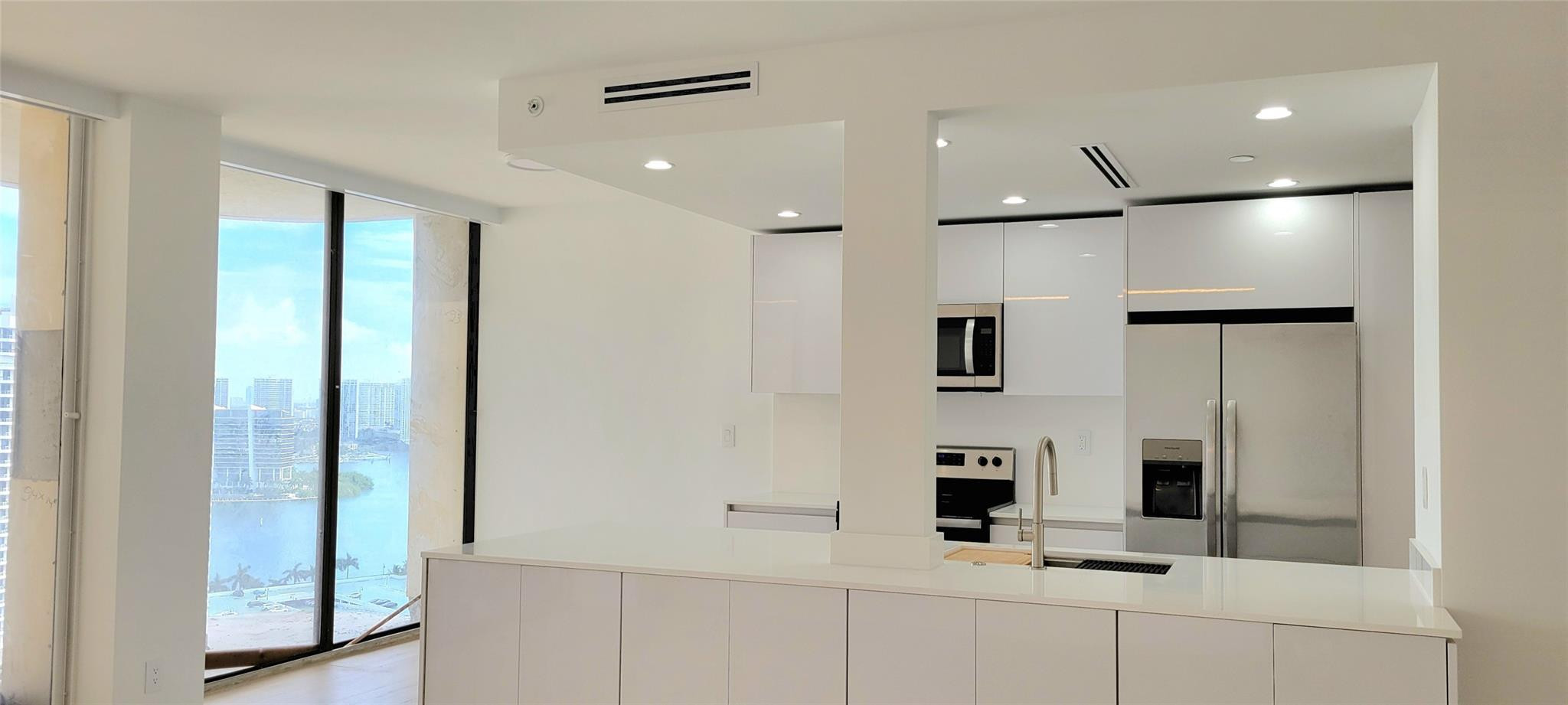 19355 Turnberry #23f, Aventura FL 33180