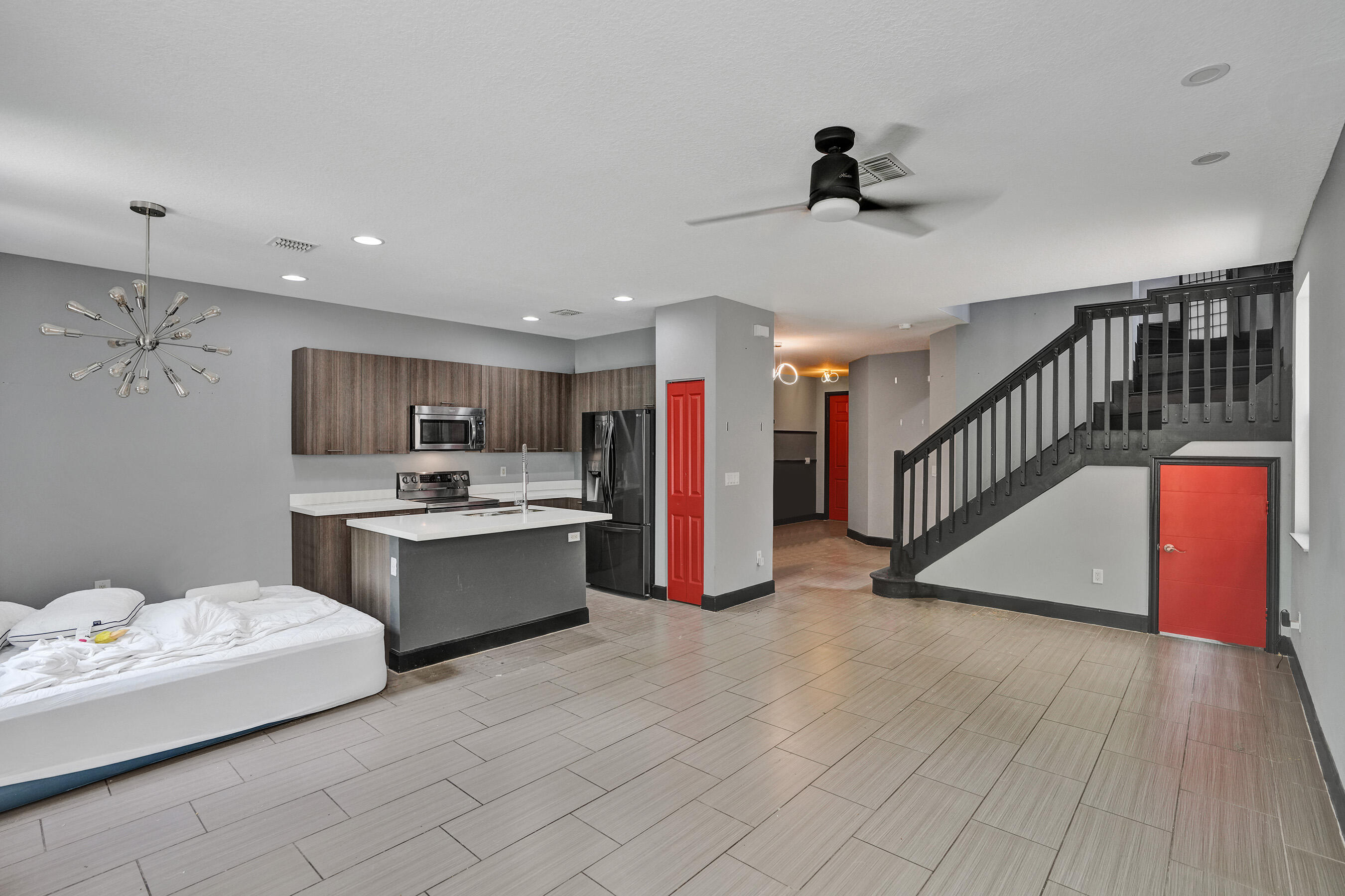 5902 NW 46th, Tamarac FL 33319