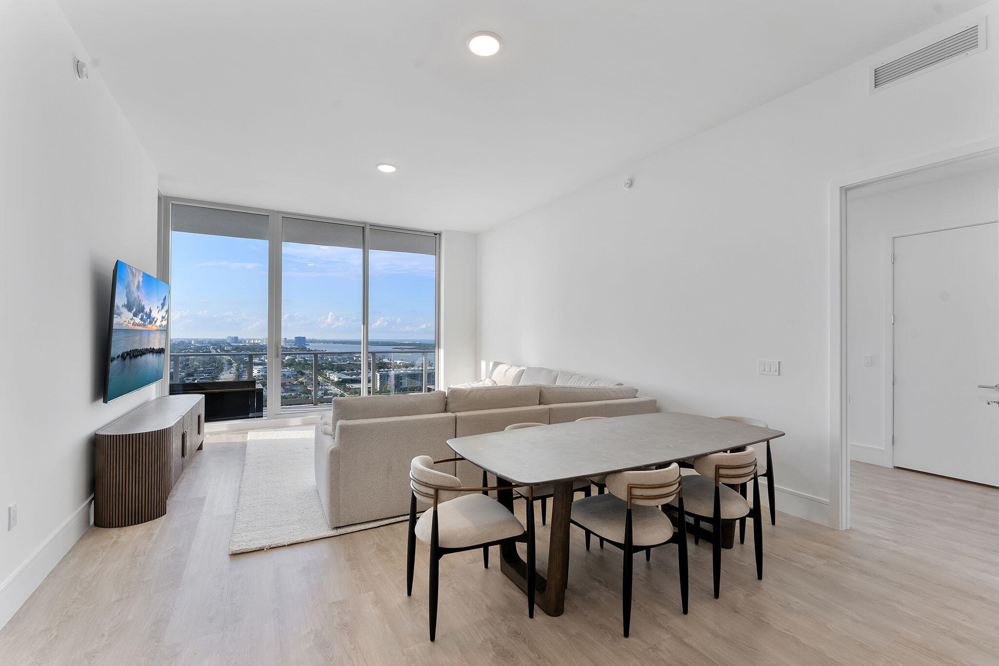 220 Lake Shore #Penthouse 2321, Lake Park FL 33403