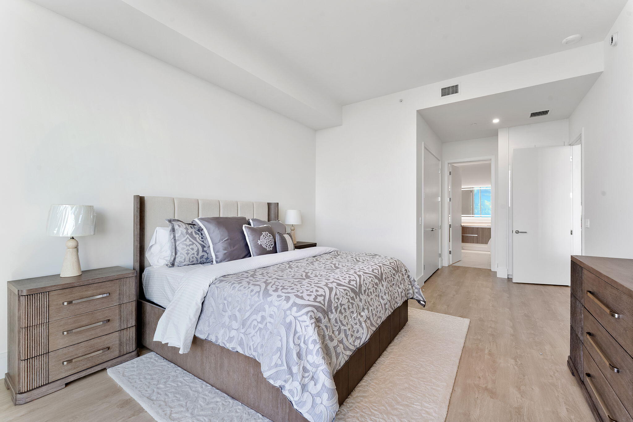 220 Lake Shore #Penthouse 2321, Lake Park FL 33403