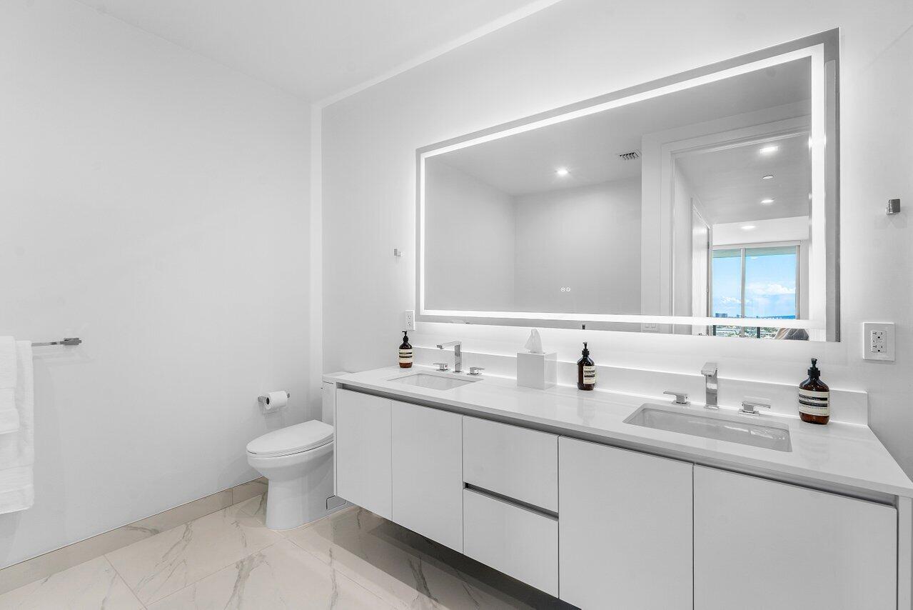 220 Lake Shore #2109, Lake Park FL 33403