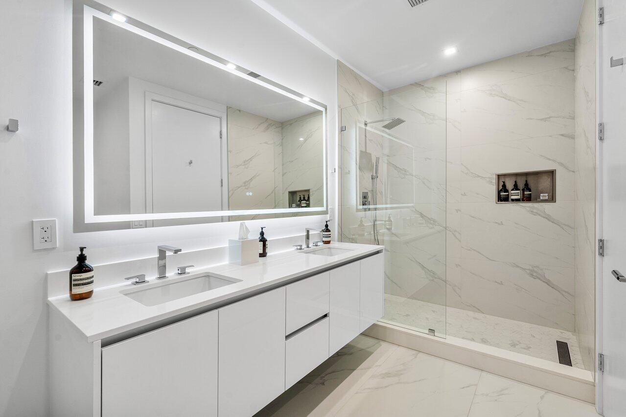 220 Lake Shore #2109, Lake Park FL 33403