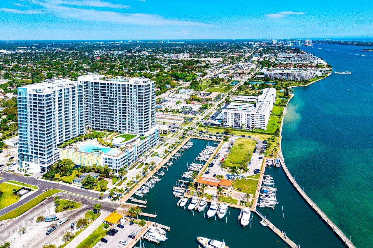 220 Lake Shore #2109, Lake Park FL 33403