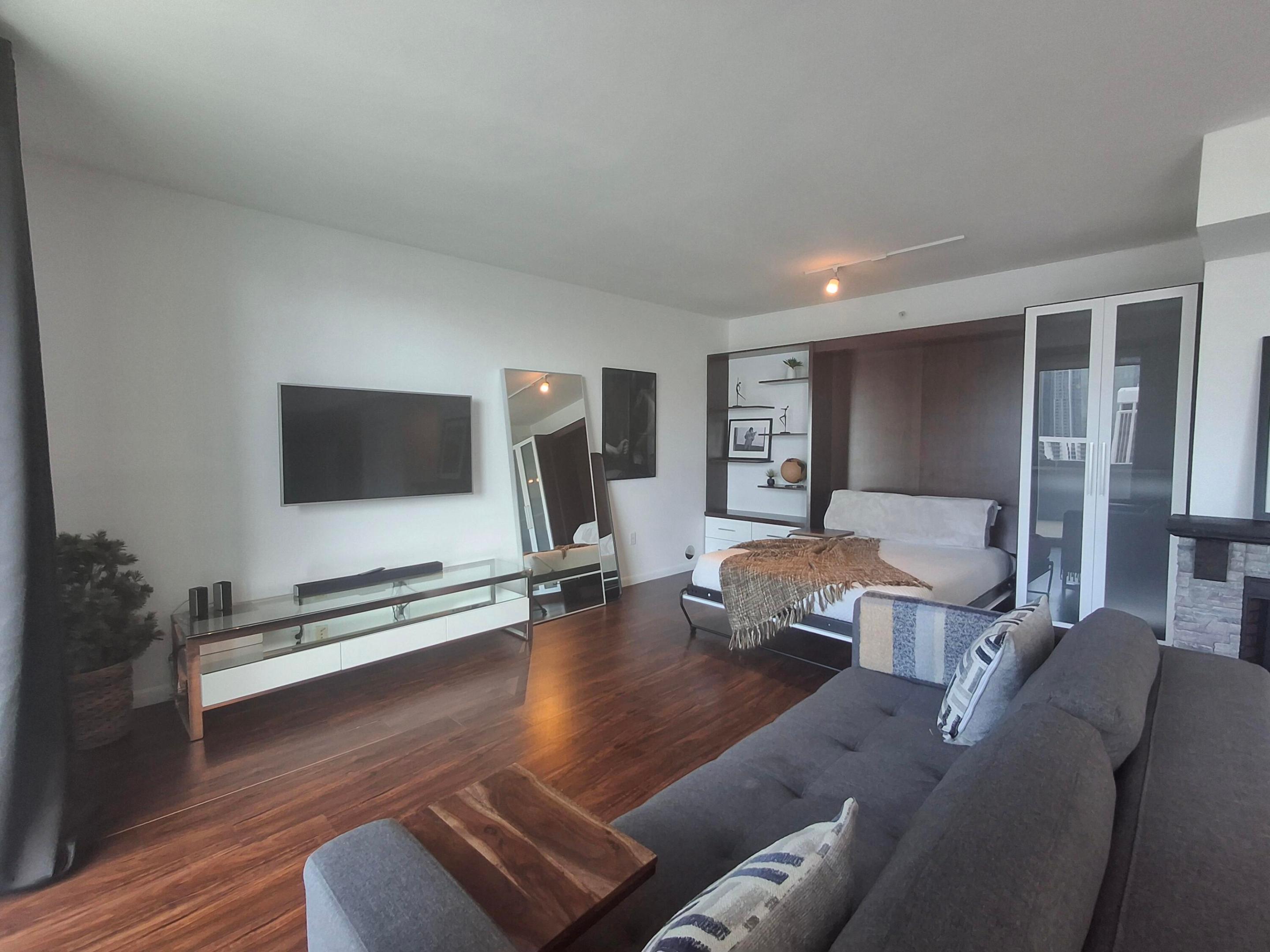 244 Biscayne #2805, Miami FL 33132