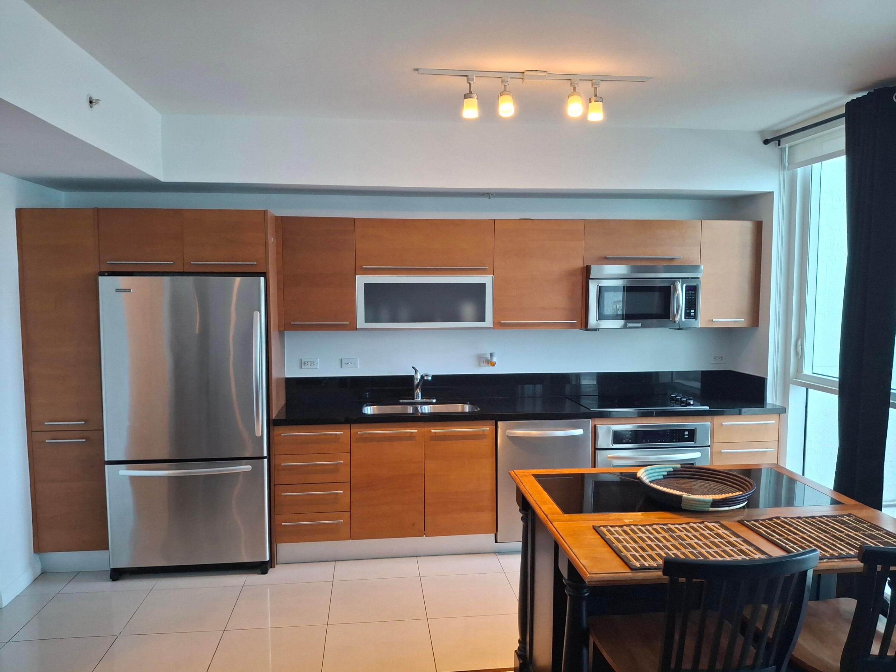 244 Biscayne #2805, Miami FL 33132