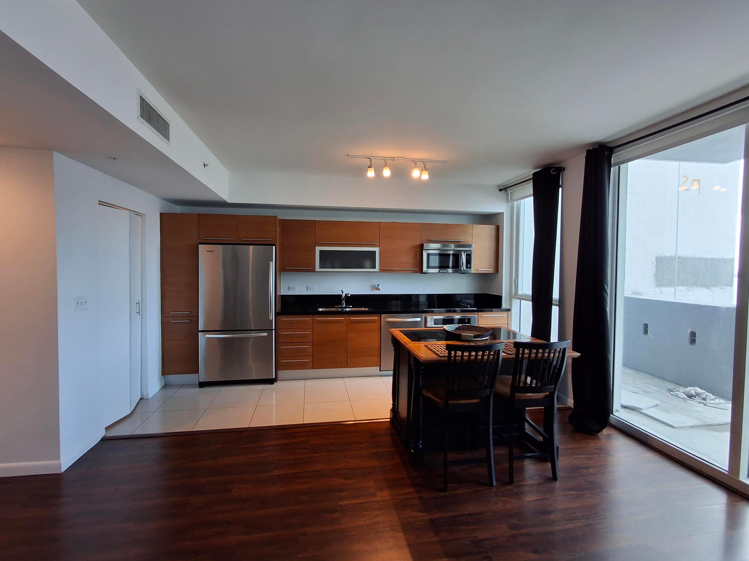 244 Biscayne #2805, Miami FL 33132