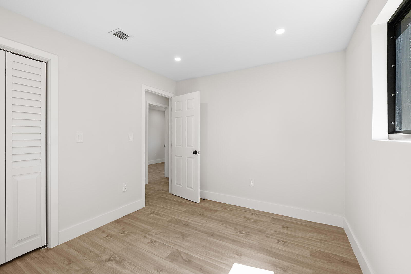 1522 NW 41st, Miami FL 33142