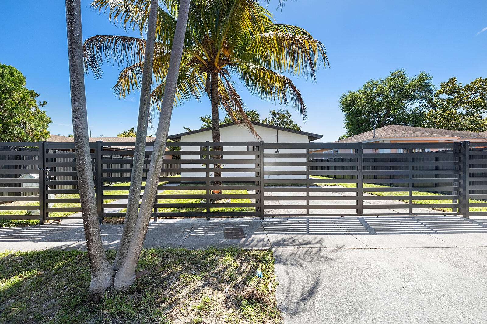 1522 NW 41st, Miami FL 33142