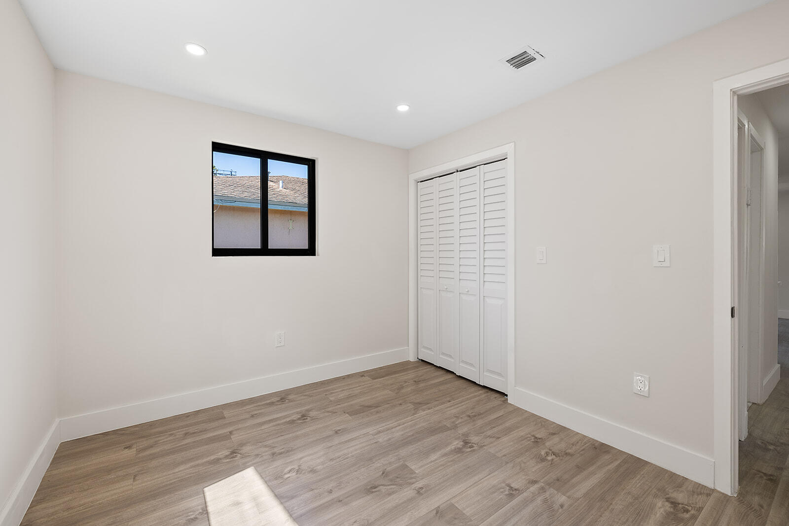 1522 NW 41st, Miami FL 33142