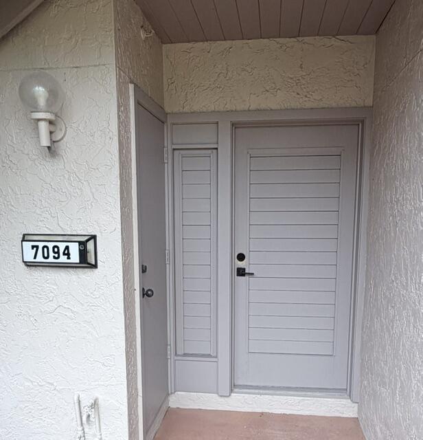 7094 Rain Forest #H-7-l, Boca Raton FL 33434