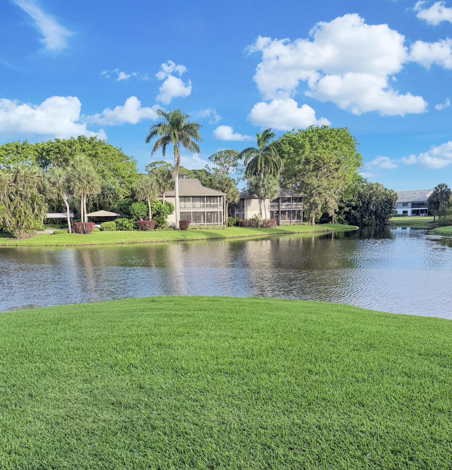 7094 Rain Forest #H-7-l, Boca Raton FL 33434
