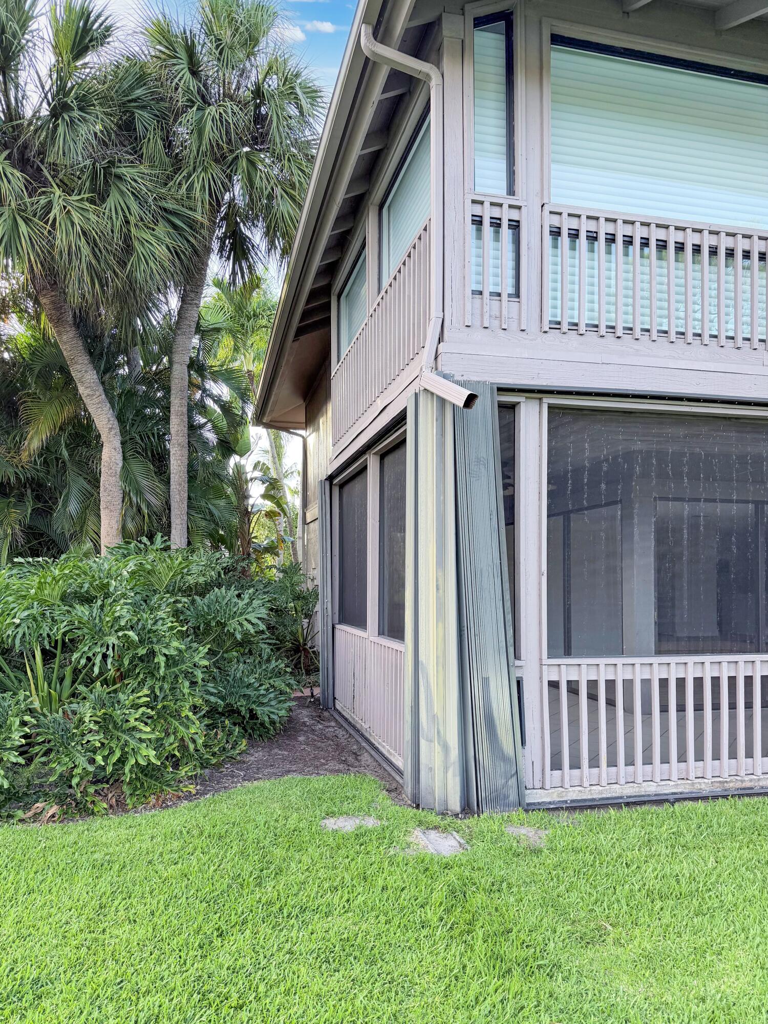 7094 Rain Forest #H-7-l, Boca Raton FL 33434