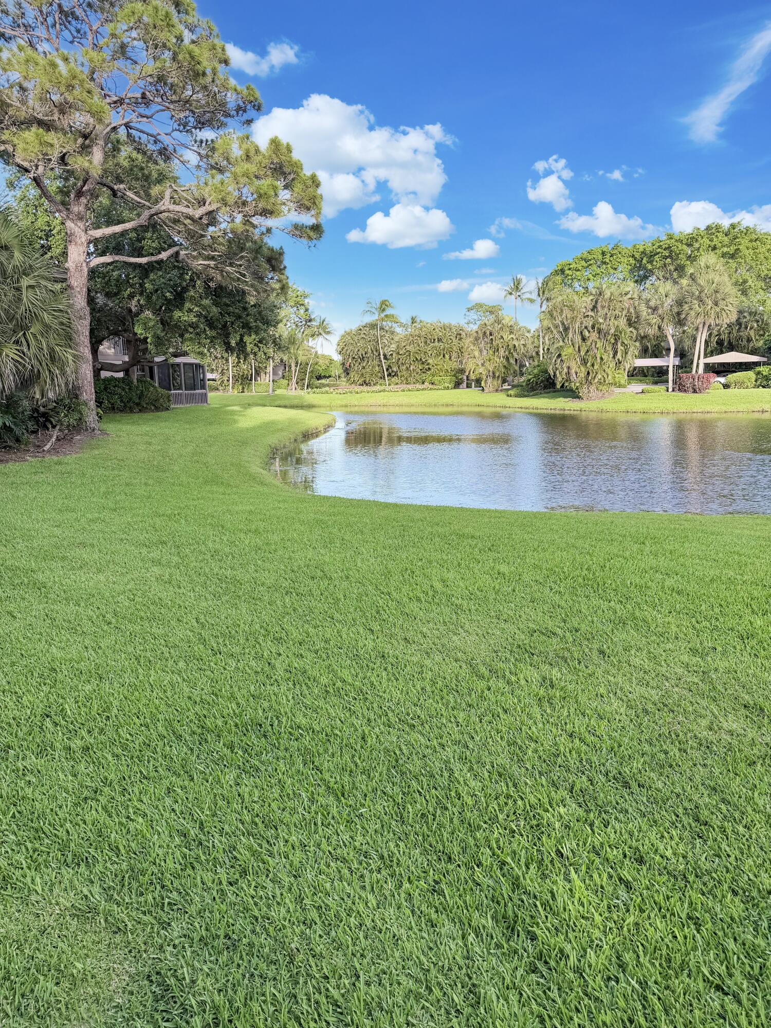 7094 Rain Forest #H-7-l, Boca Raton FL 33434