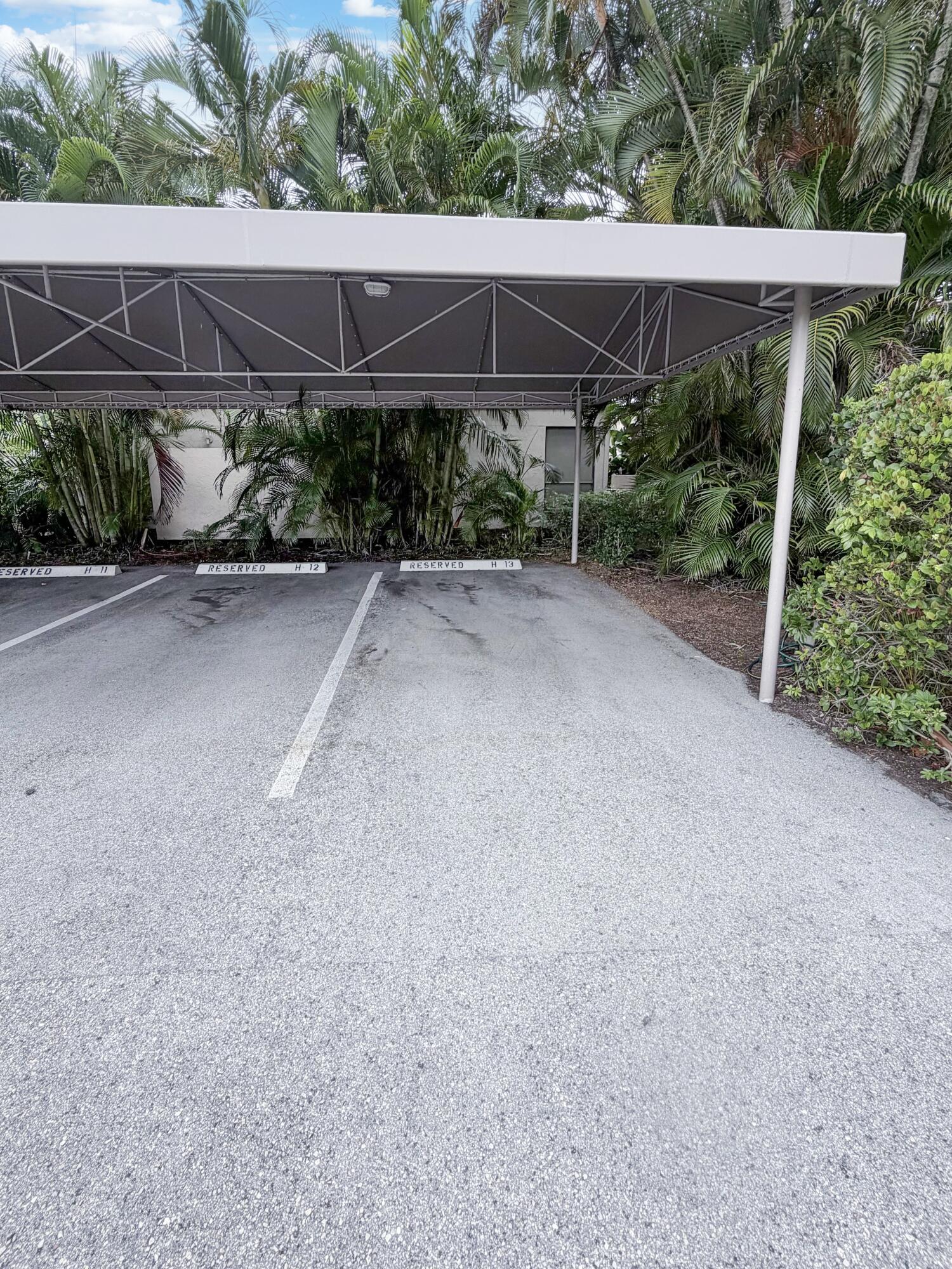 7094 Rain Forest #H-7-l, Boca Raton FL 33434