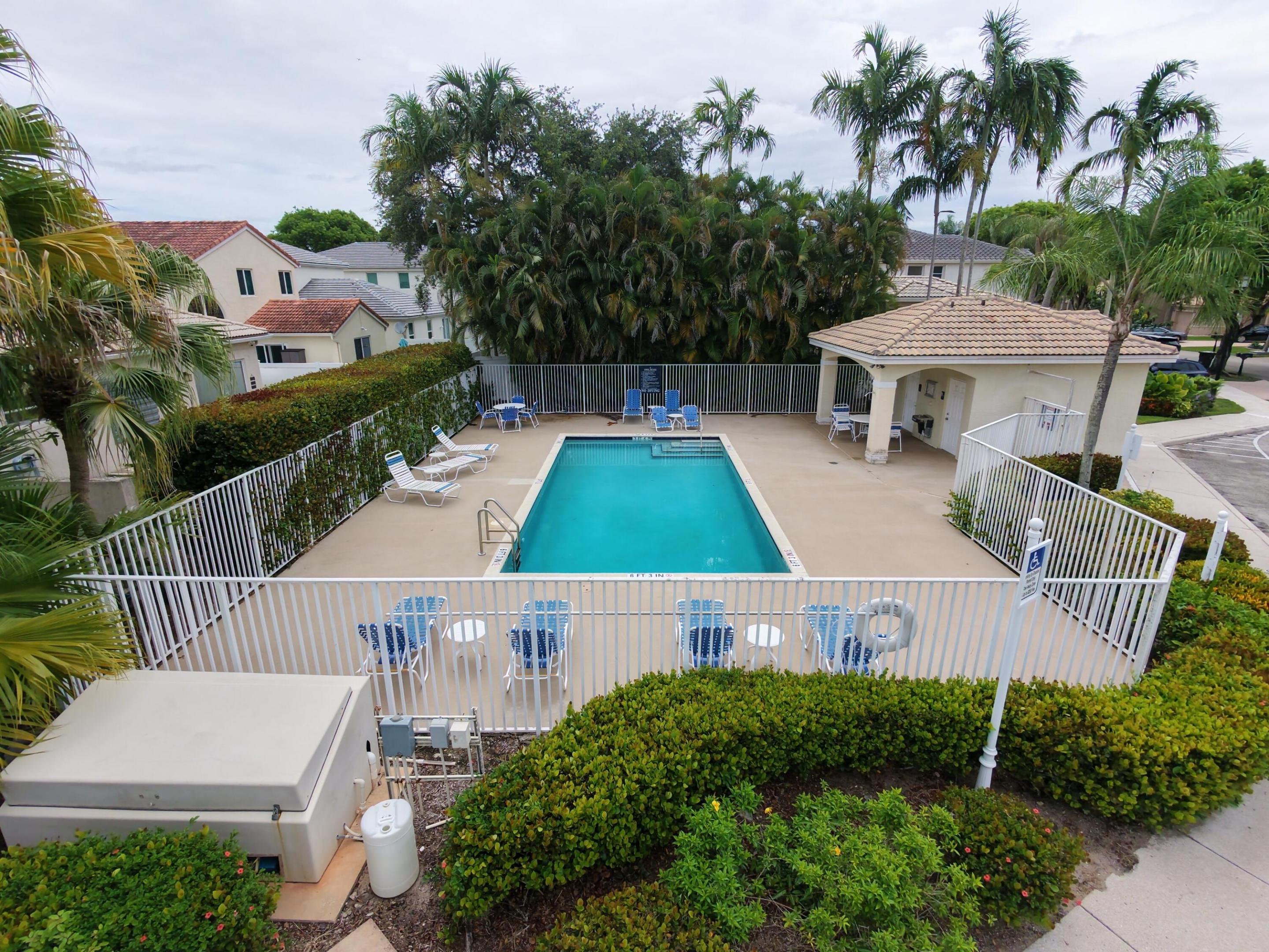 4907 Pelican, Coconut Creek FL 33073