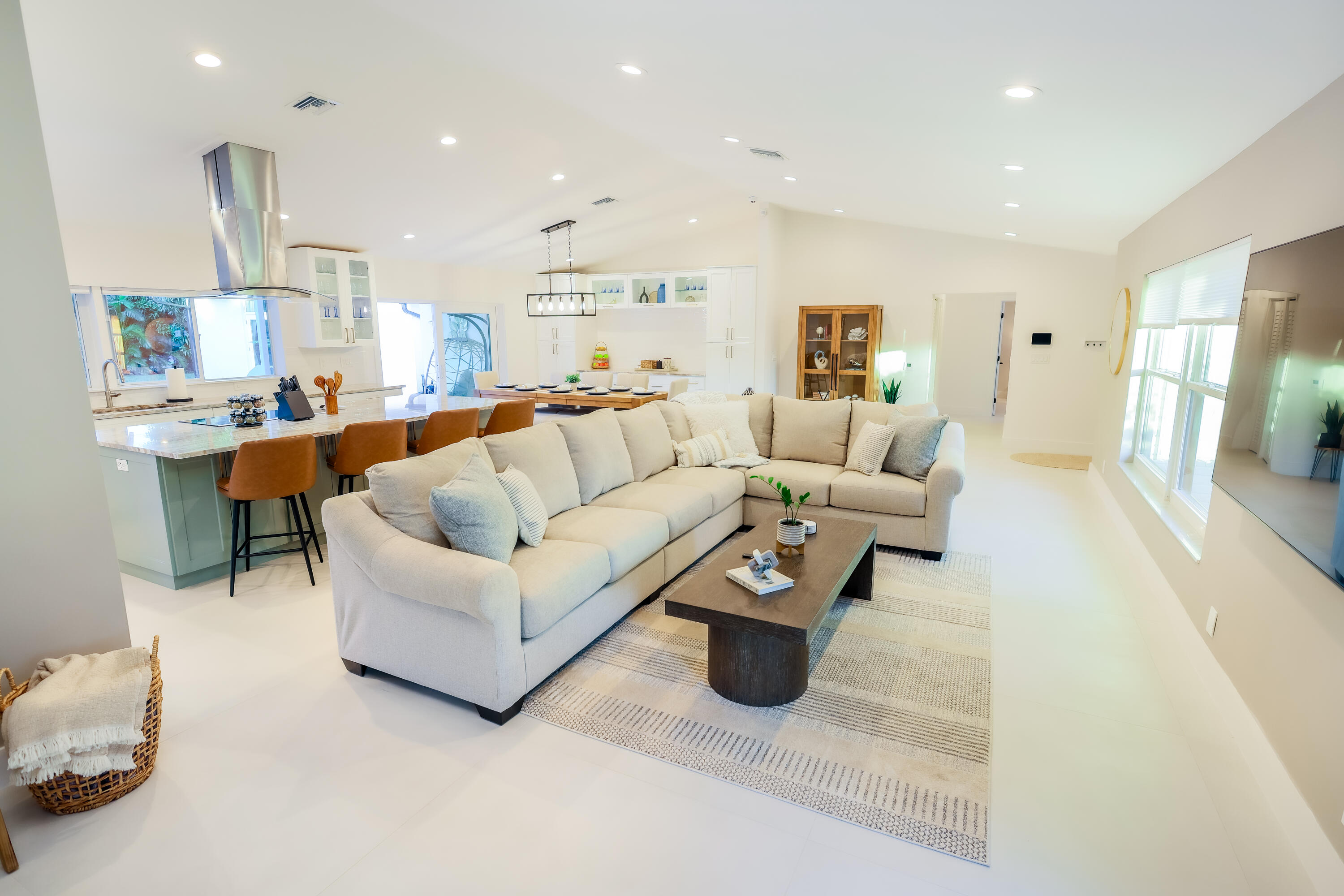 3127 Sherwood, Delray Beach FL 33445