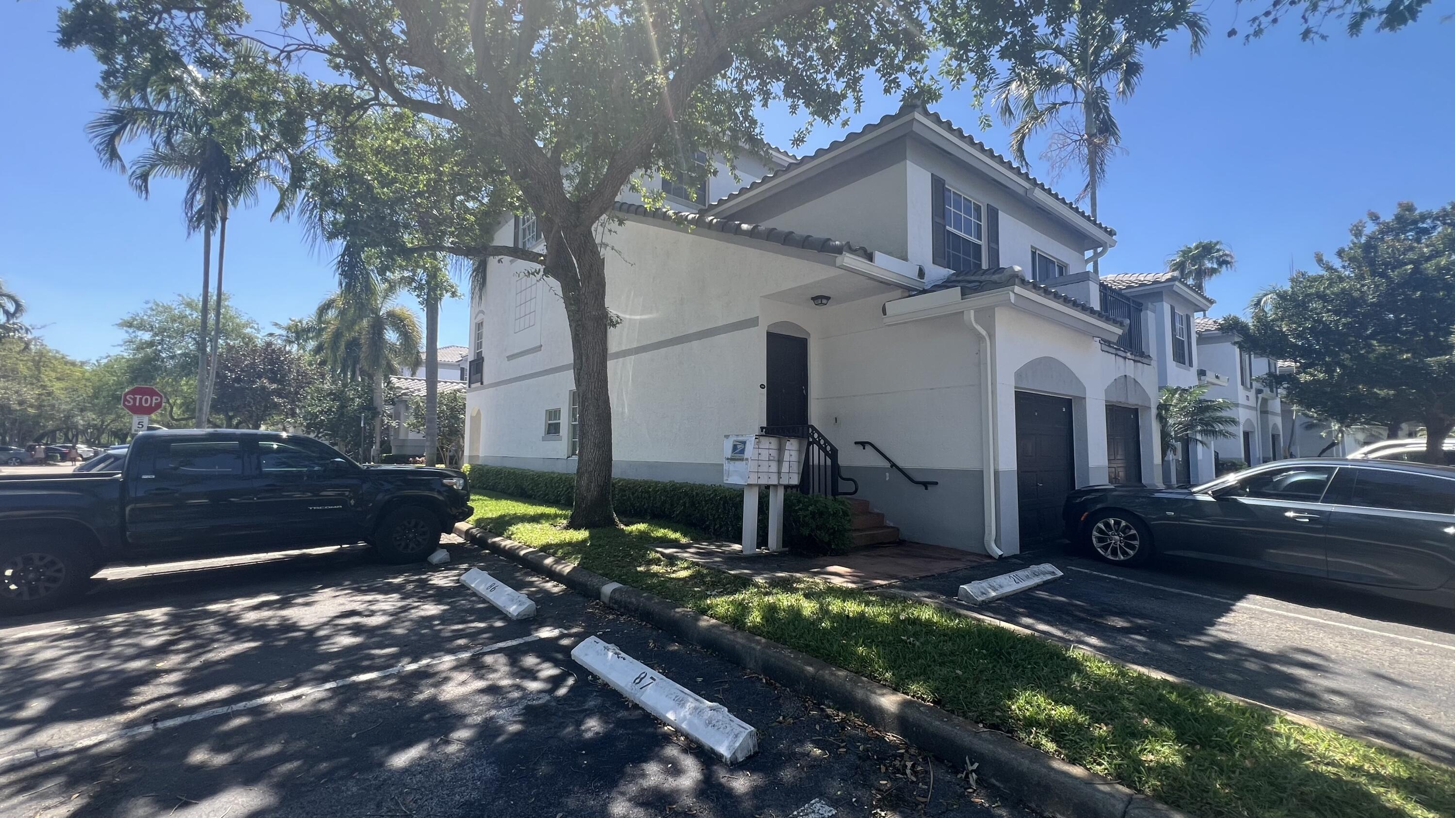 735 SW 148th #1702, Sunrise FL 33325