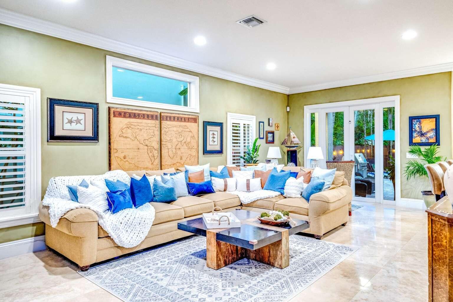 512 NE 12th, Fort Lauderdale FL 33301
