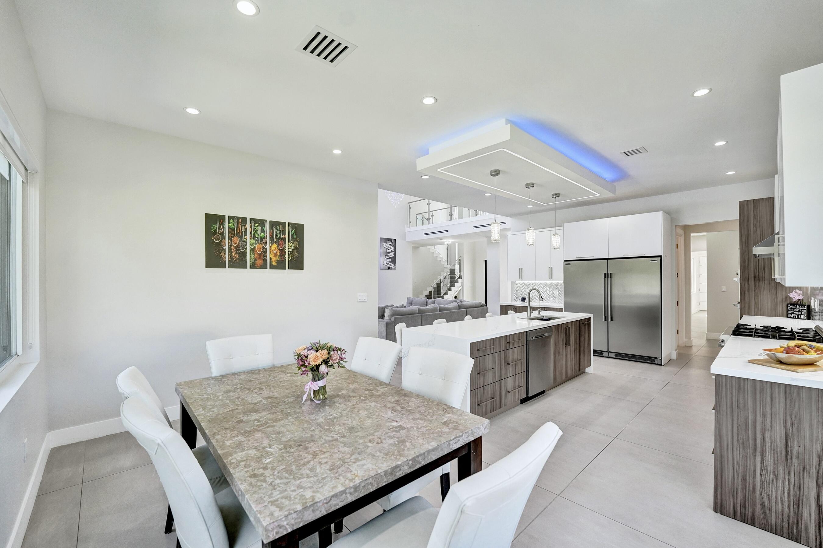 11201 SW 3rd, Plantation FL 33325