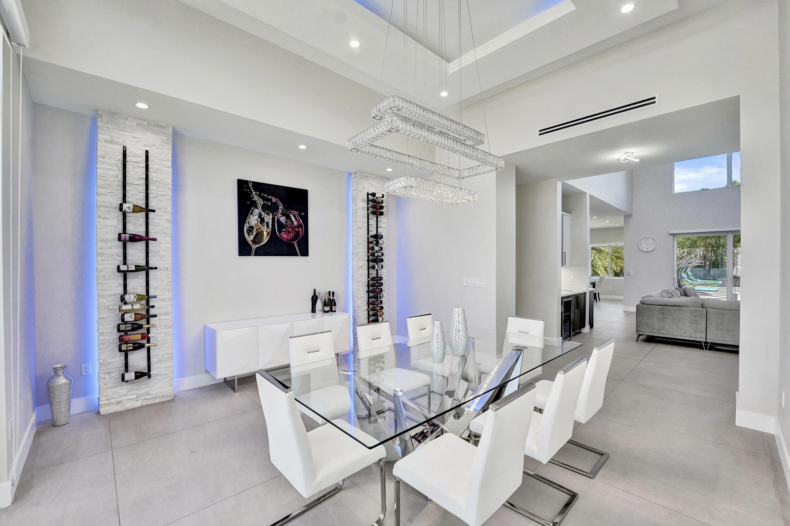 11201 SW 3rd, Plantation FL 33325