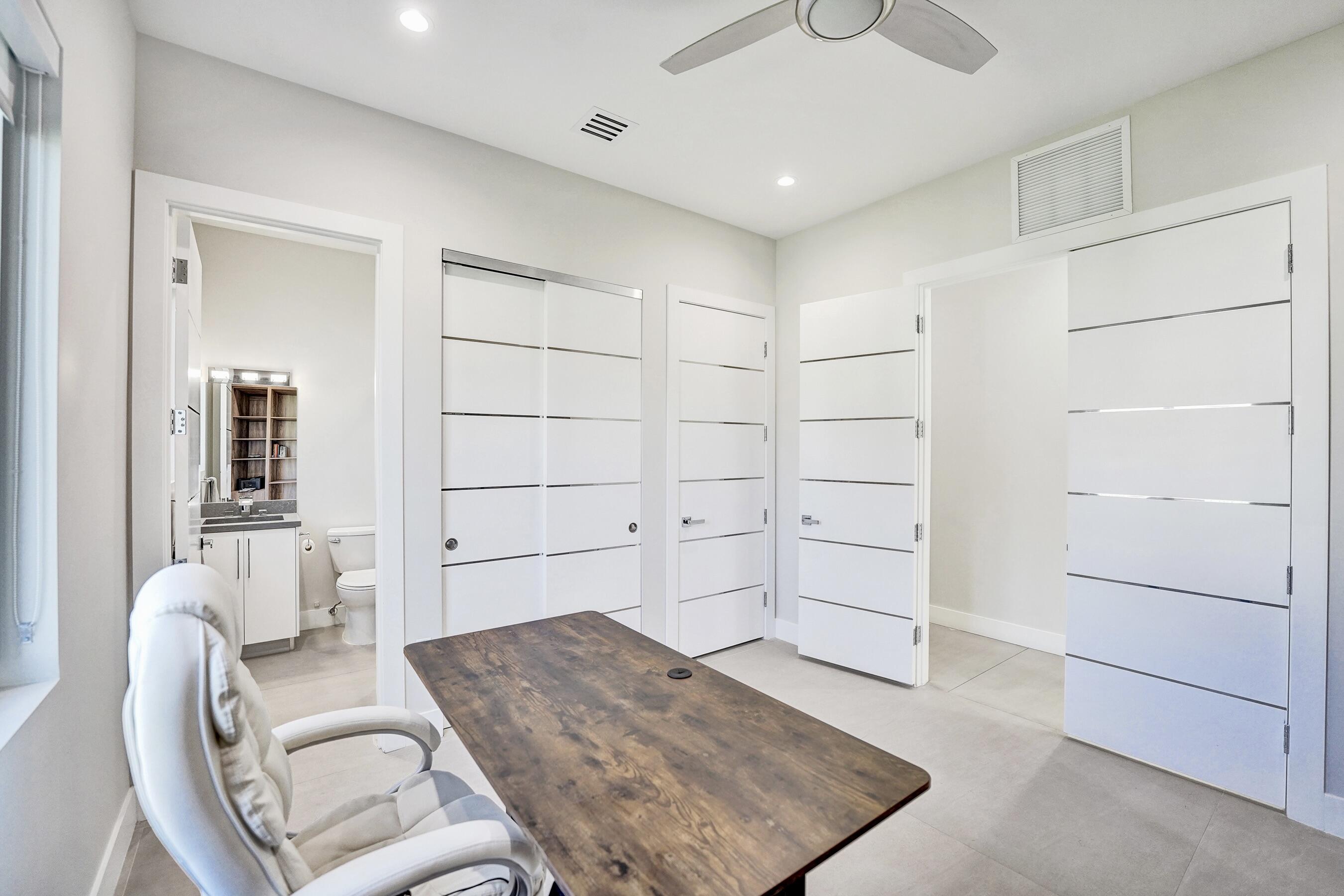11201 SW 3rd, Plantation FL 33325