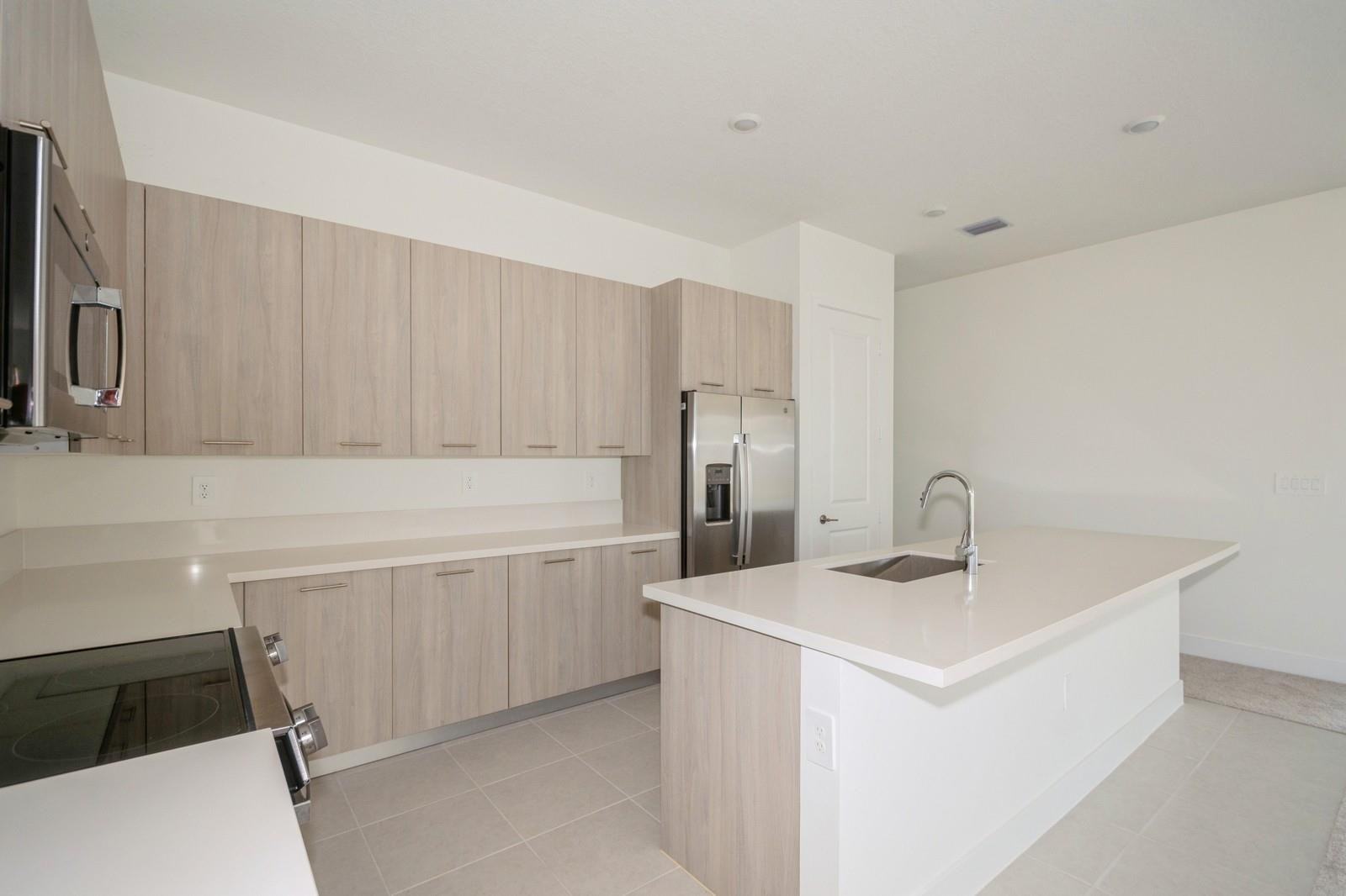 12290 SW 44th, Davie FL 33330
