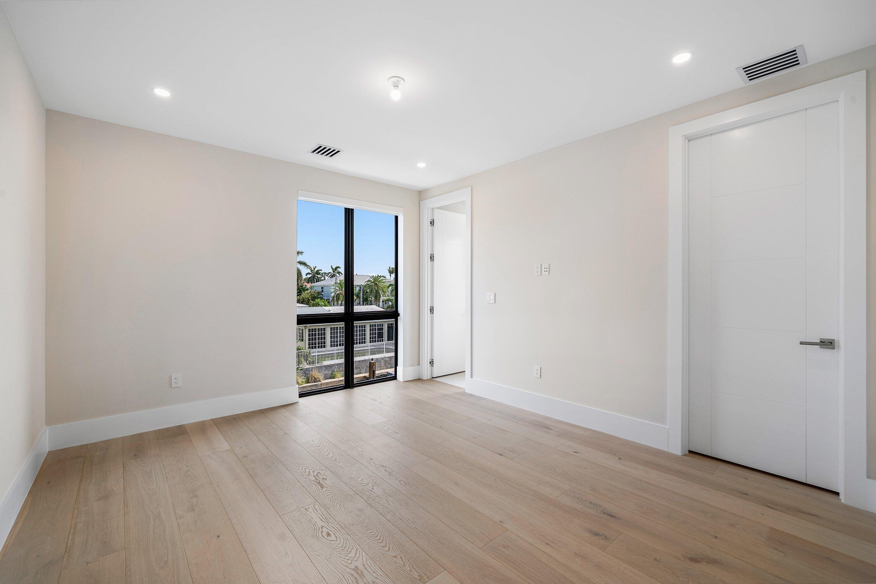 748 NE 72nd, Boca Raton FL 33487