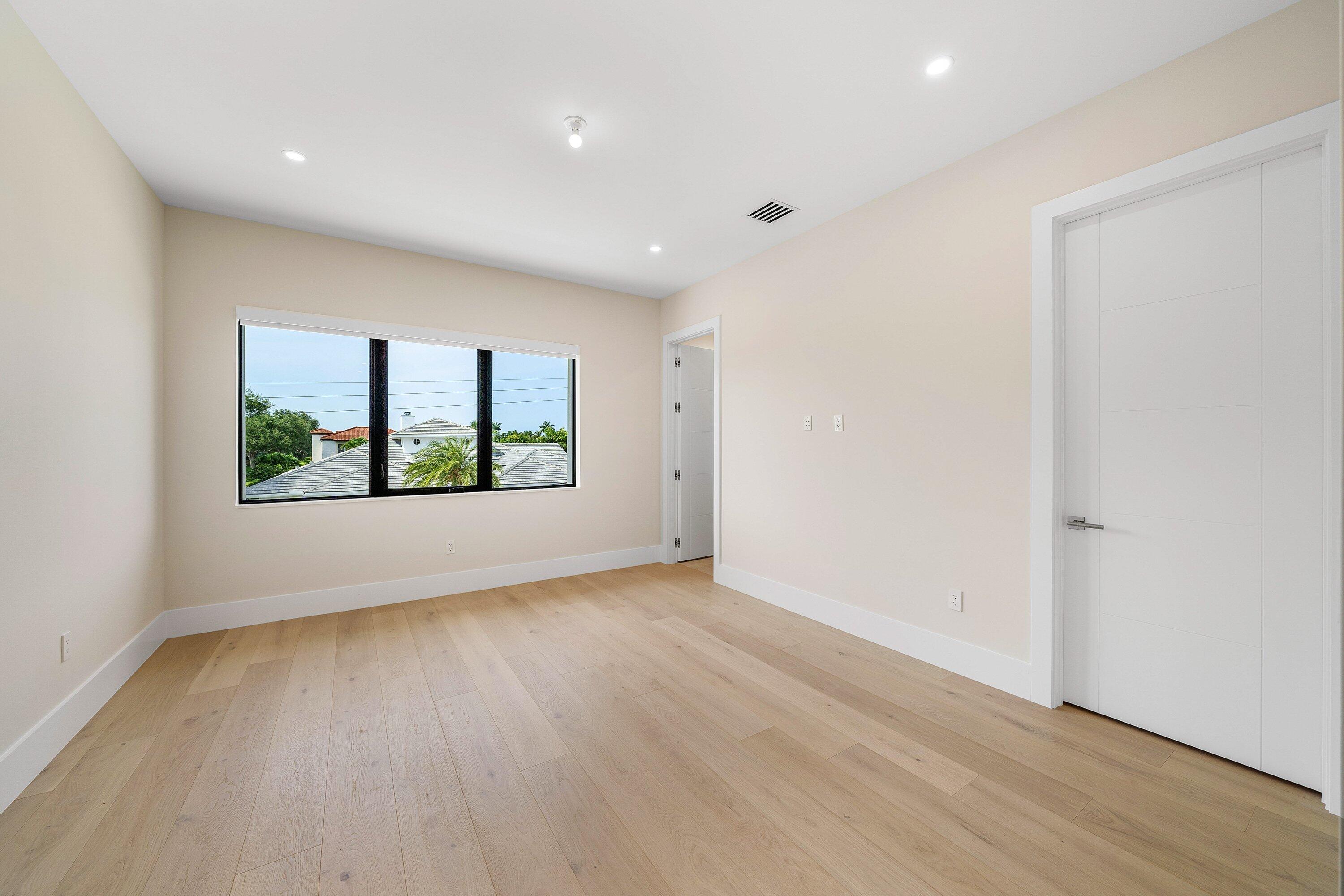 748 NE 72nd, Boca Raton FL 33487