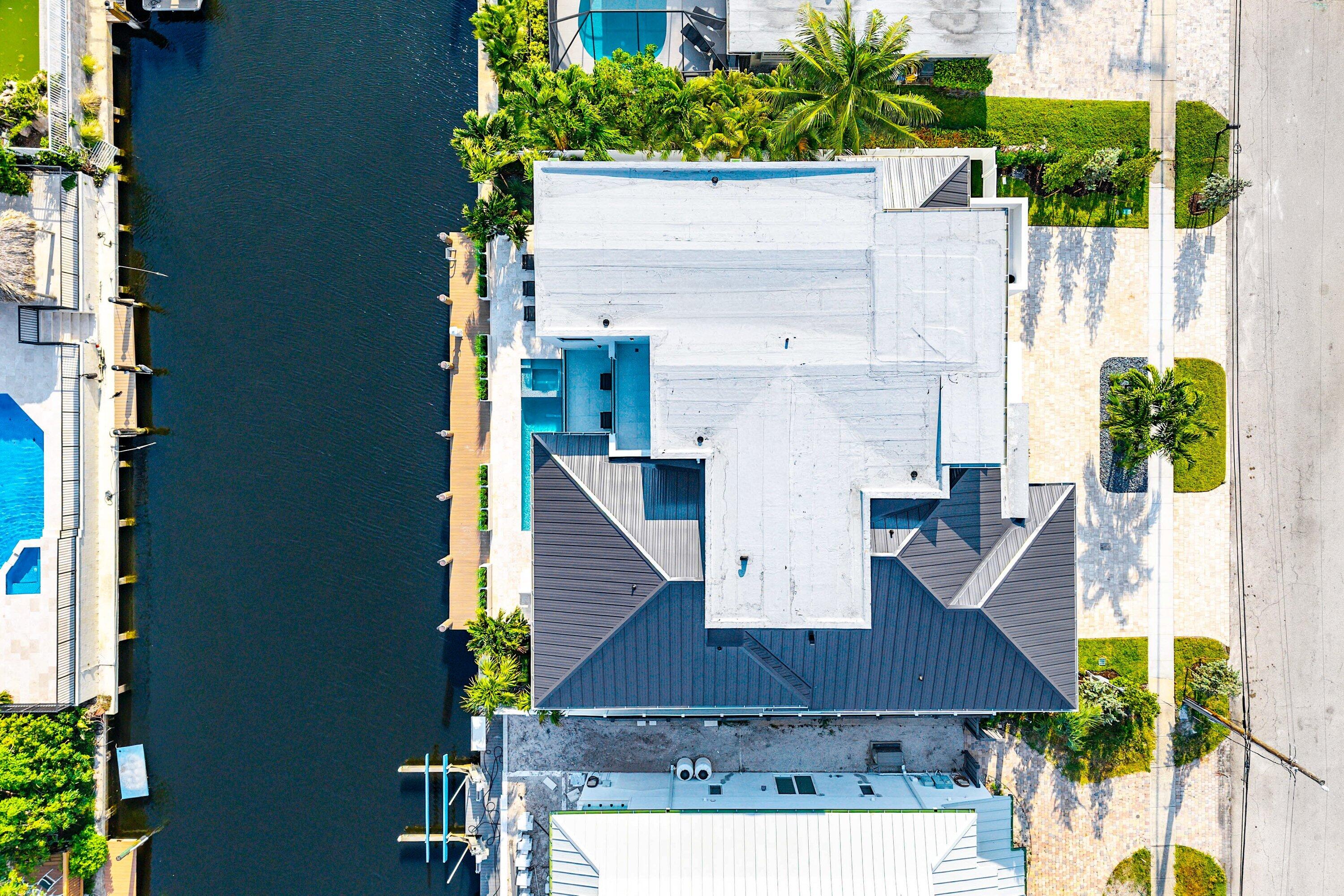 748 NE 72nd, Boca Raton FL 33487