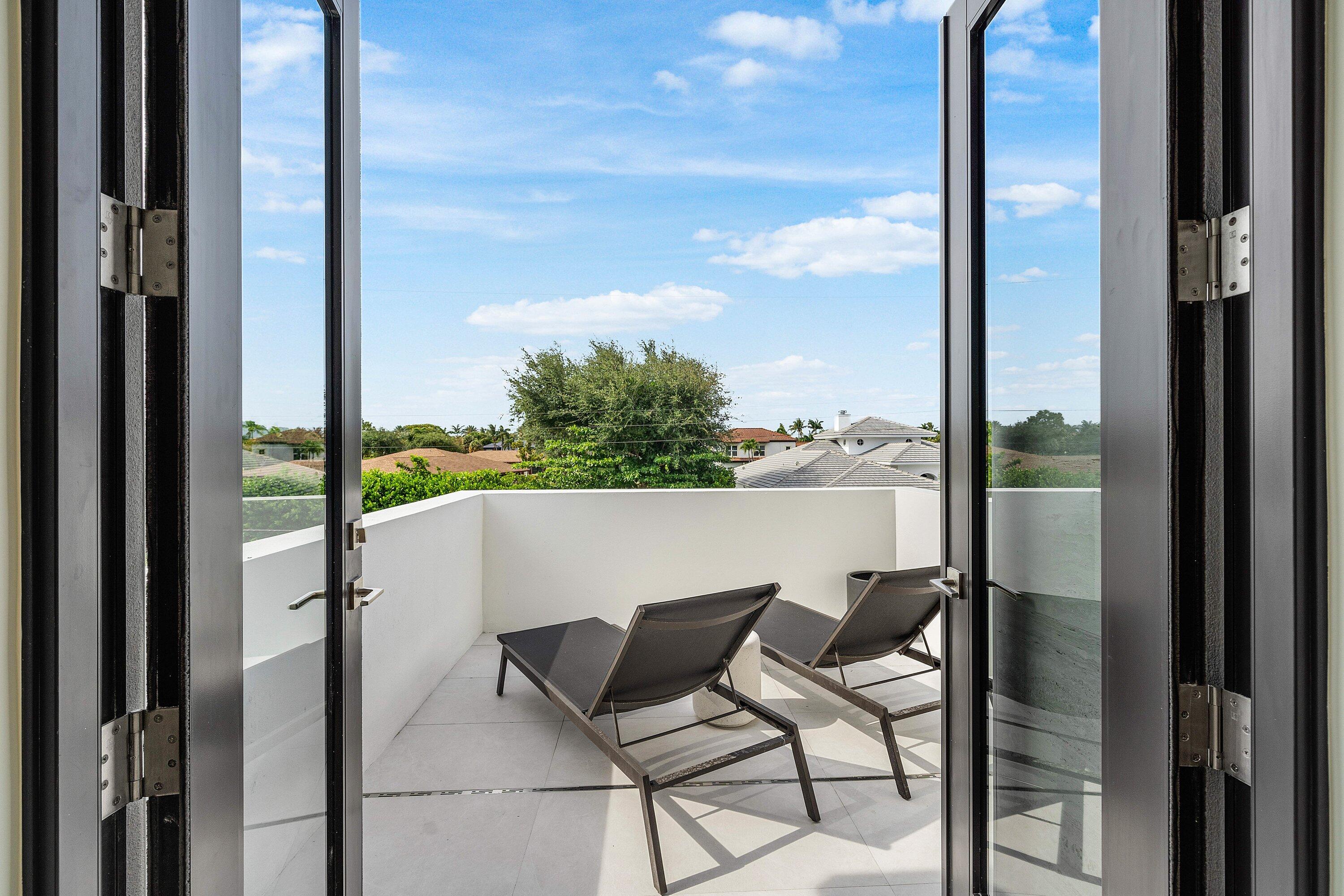 748 NE 72nd, Boca Raton FL 33487