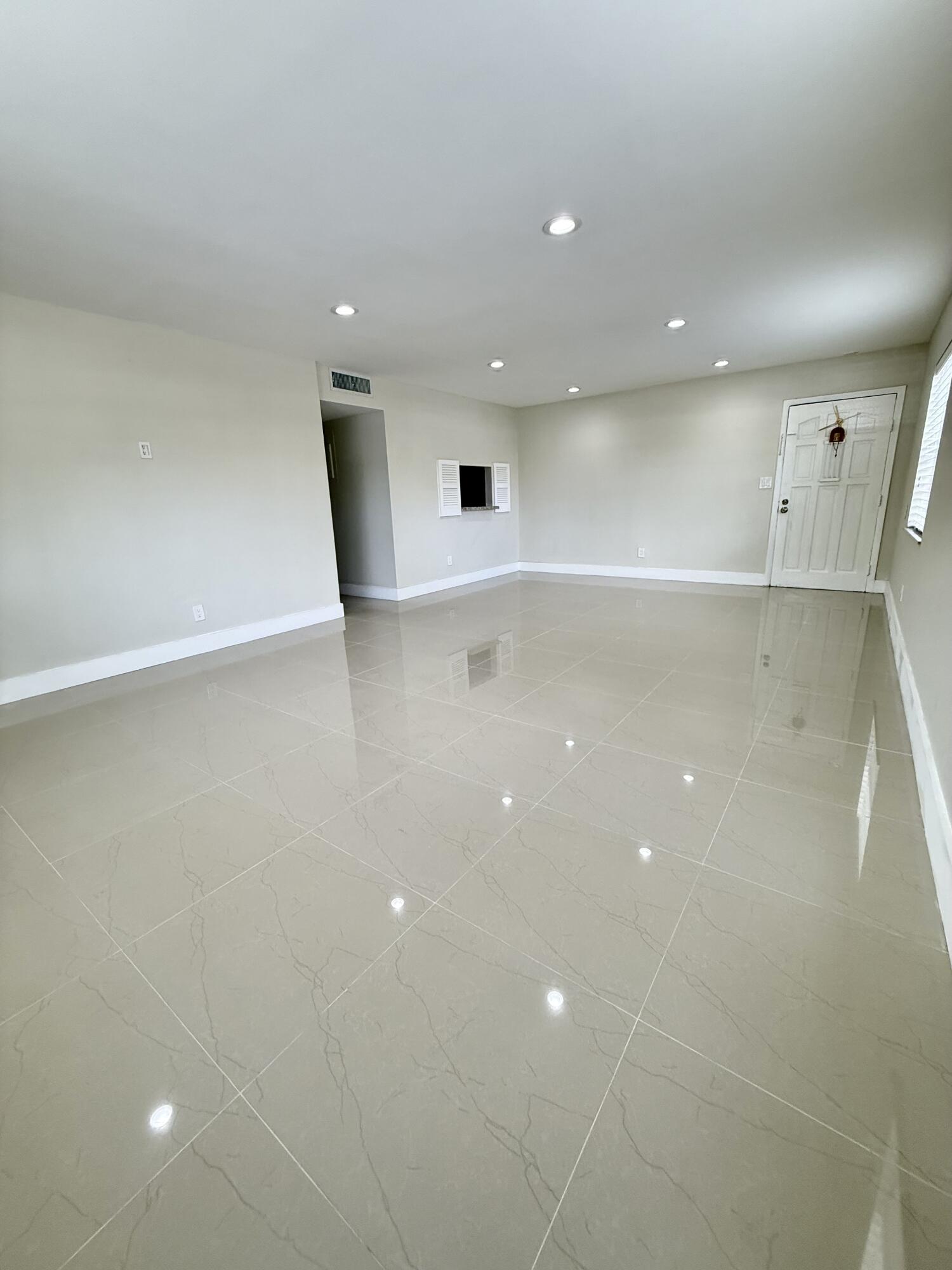 3307 NW 108th #1, Coral Springs FL 33065