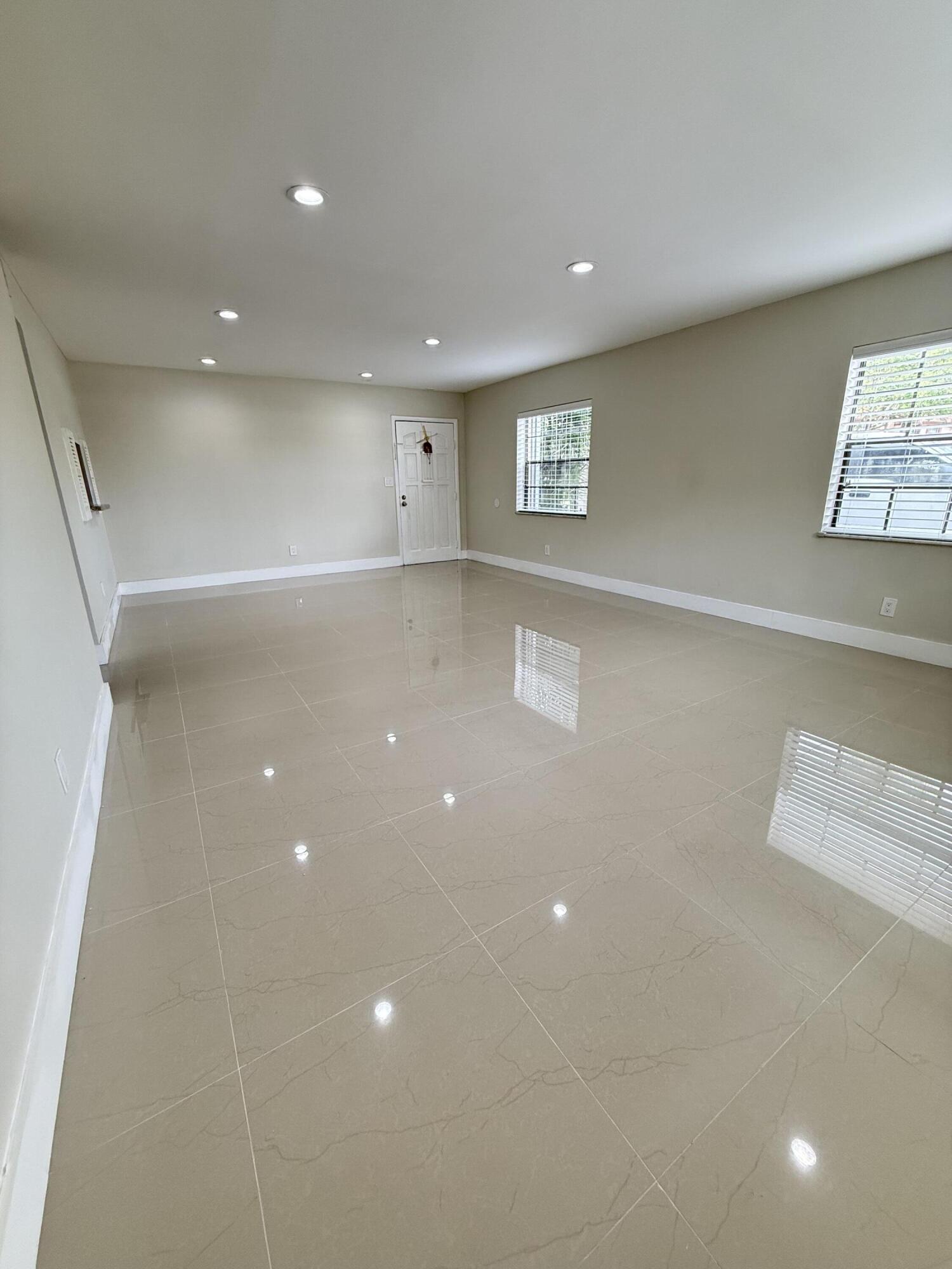 3307 NW 108th #1, Coral Springs FL 33065