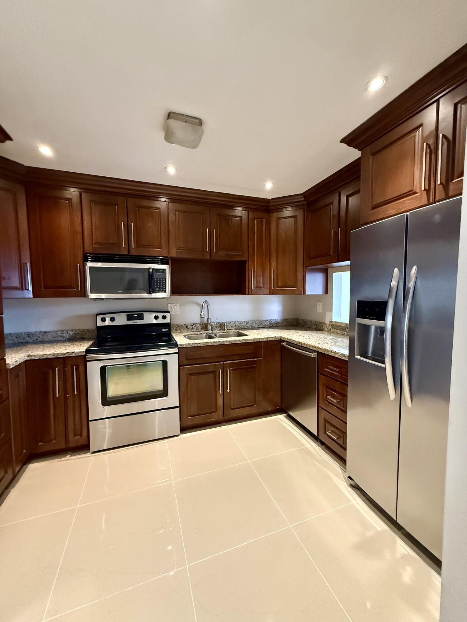 3307 NW 108th #1, Coral Springs FL 33065